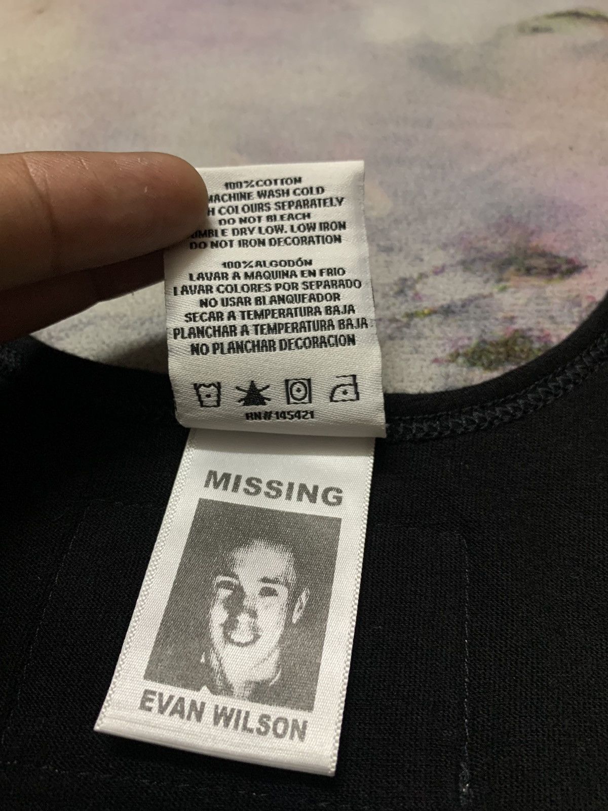 Cross Colours × Rap Tees Vintage Cross Colours Missing Evan Wilson Top Size US L / EU 52-54 / 3 - 4 Thumbnail