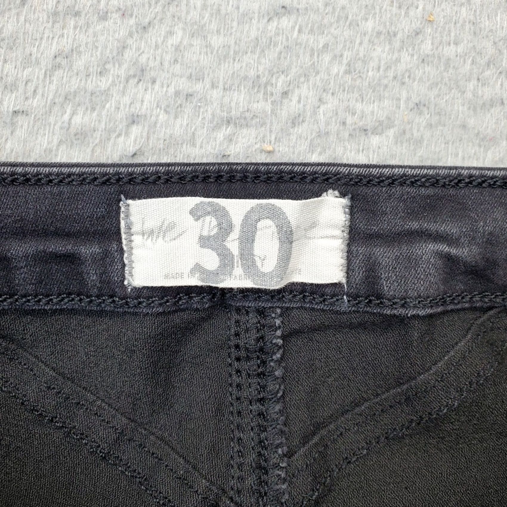 Vintage We The Free Skinny Jeans Women's 30 Black Denim Stretchy Ankle Slit Flat Front Jeans Women 30 Black Skinny Vintage: No? Size 30" / US 8 / IT 44 - 7 Thumbnail