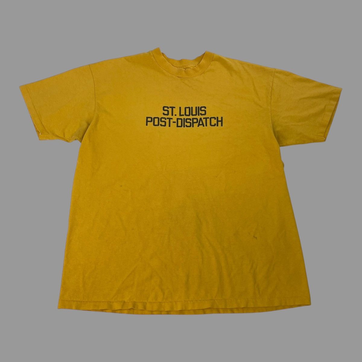Vintage Vintage 1980s single stitch post dispatch t shirt Size US L / EU 52-54 / 3 - 1 Thumbnail