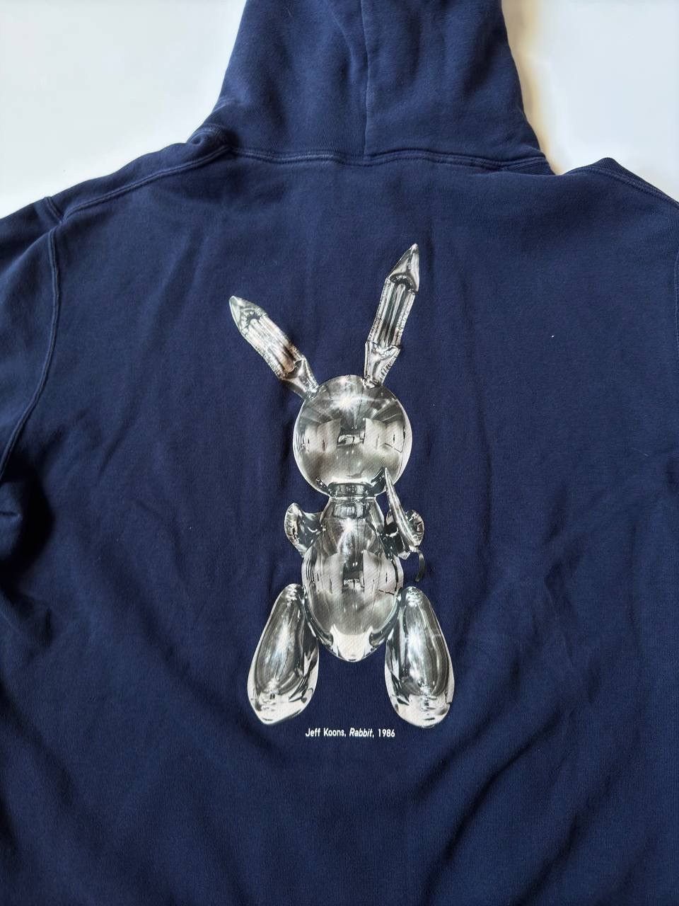 Uniqlo Jeff Koons Uniqlo navy blue hoodie M rabbit 1986 Size US M / EU 48-50 / 2 - 2 Thumbnail