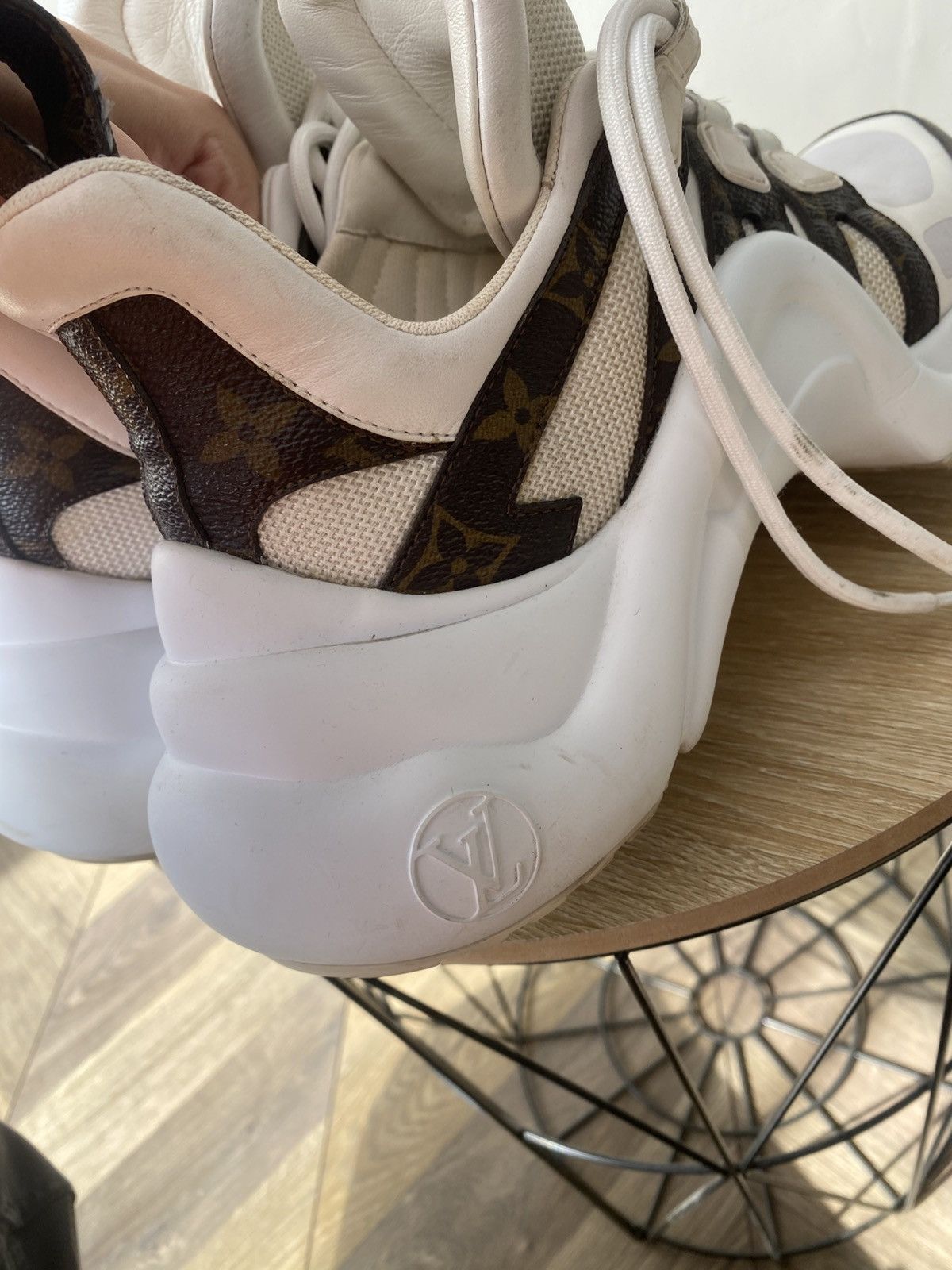 Louis Vuitton Louis Vuitton LV Archlight women’s Sneaker Size US 9 / IT 39 - 17 Thumbnail
