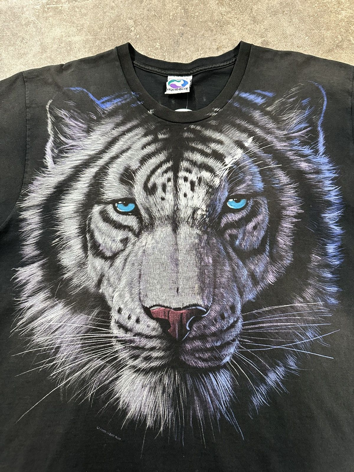 Liquid Blue Vintage 90s Liquid Blue Siberian Tiger Animal Nature T-Shirt Size US L / EU 52-54 / 3 - 5 Thumbnail