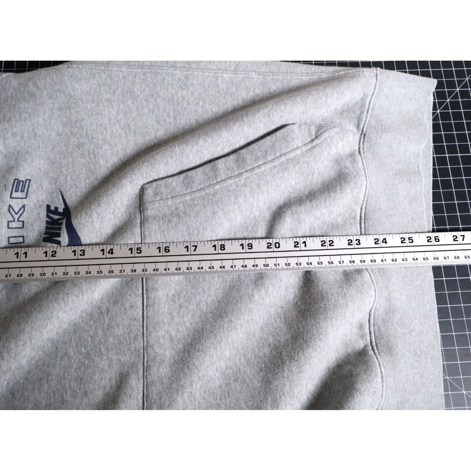 Nike Nike Club Fleece Hoodie Mens XL Heather Gray Drawstring Pullover Sweatshirt Size US XL / EU 56 / 4 - 6 Thumbnail