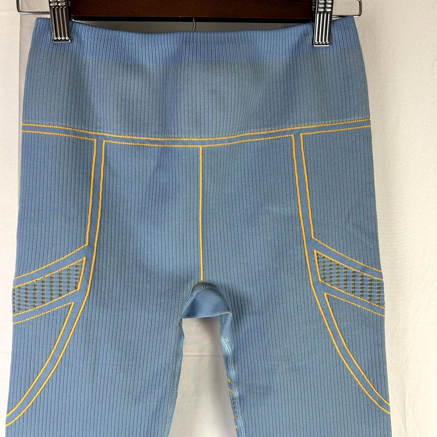 Fabletics Fabletics Leggings Womens Large Blue Seamless High Waisted Compressive Ribbed Size 36" / US 14 / IT 50 - 2 Thumbnail