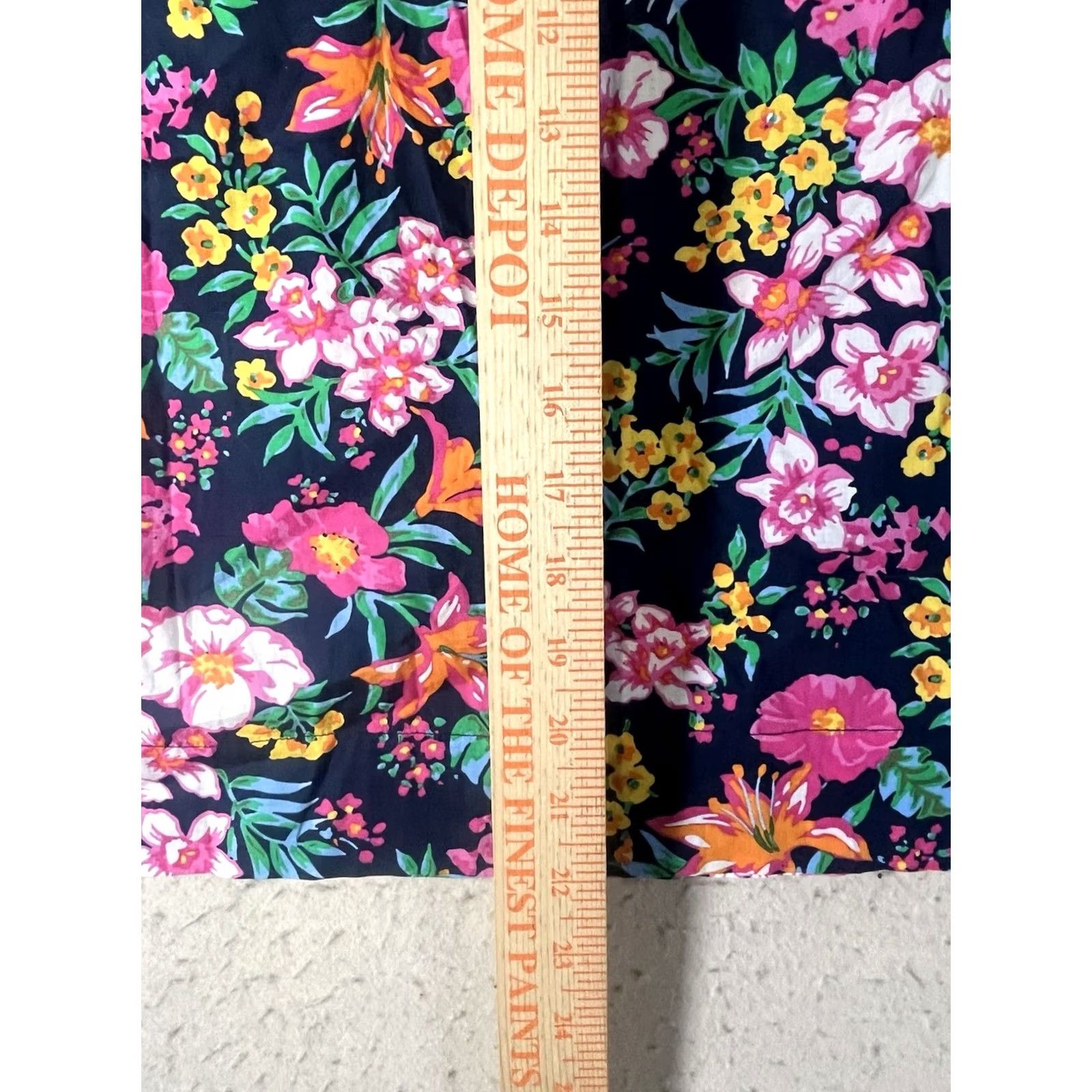 J.Crew J.Crew Blouse Women XXSmall Flutter Sleeve Floral Back Button Closure Multicolor Spring Fall Summer Casual Business Travel Womens Blouse Size XXS / US 00 / IT 34 - 4 Thumbnail