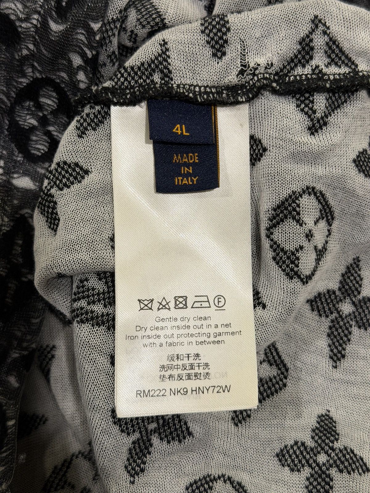Louis Vuitton Louis Vuitton x Virgil Abloh 2022 Monogram Mesh T-Shirt Size US XXL / EU 58 / 5 - 15 Thumbnail