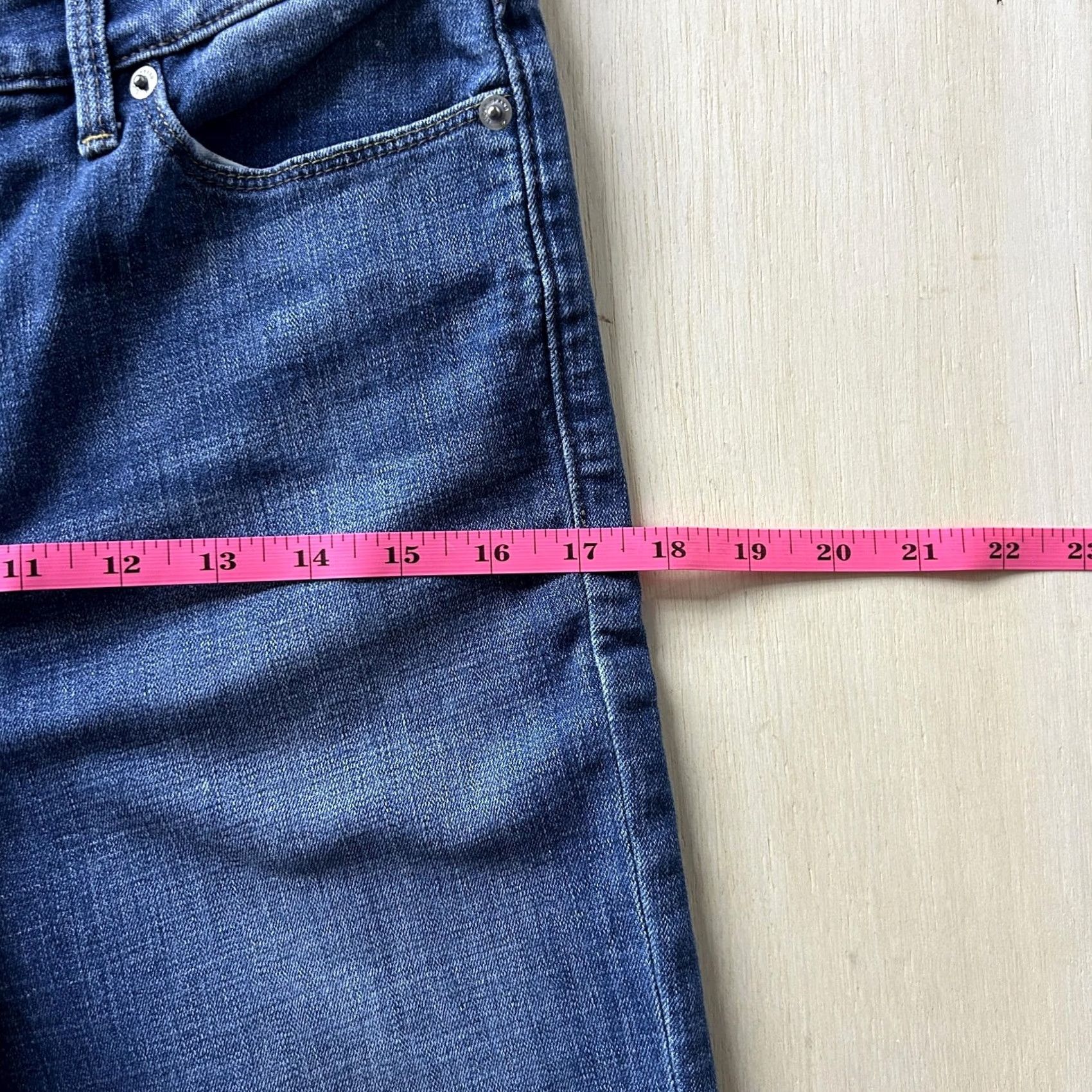 Lucky Brand Lucky Brand Skinny Jeans Womens 10/30 Medium Wash Blue Distressed Raw Hem Denim Jeans Size 32" / US 10 / IT 46 - 7 Thumbnail