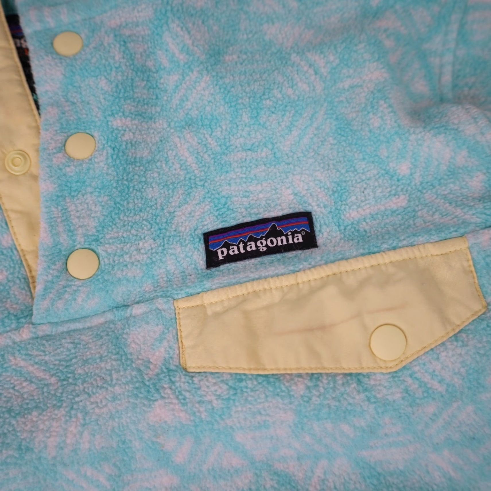Patagonia VINTAGE Patagonia Synchilla Snow Flake Print Fleece Sweatshirt Blue Womens XS Pullover Sweatshirt Womens XS Blues? Size XS / US 0-2 / IT 36-38 - 5 Thumbnail