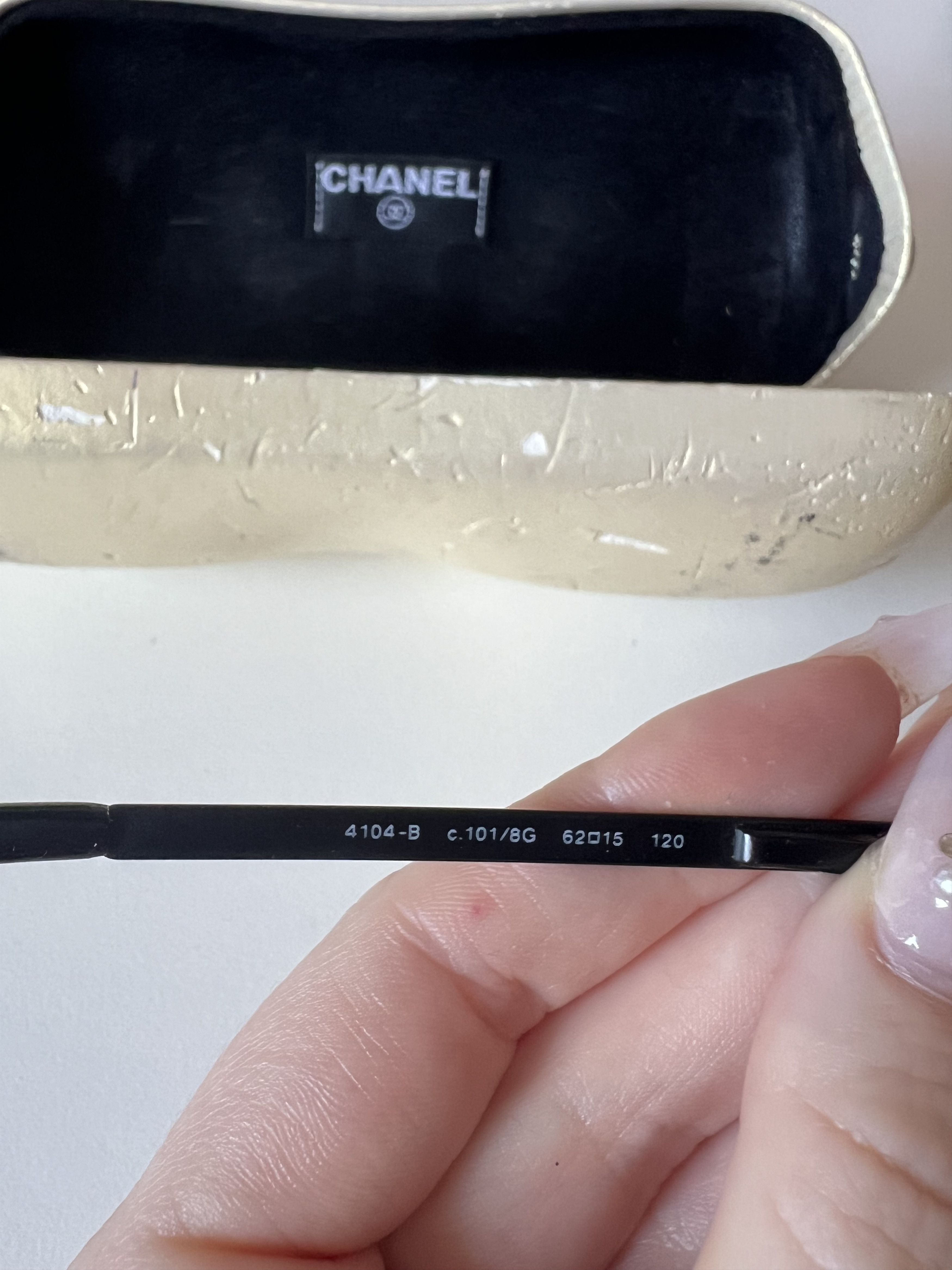 Chanel Chanel vintage rimless sunglasses 4104B. Size ONE SIZE - 7 Thumbnail