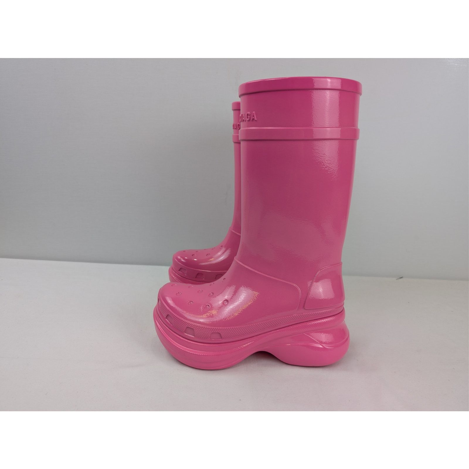Balenciaga o1rshd1 Patent Eva Crocs Boots in Pink 37 Size US 7 / IT 37 - 8 Thumbnail