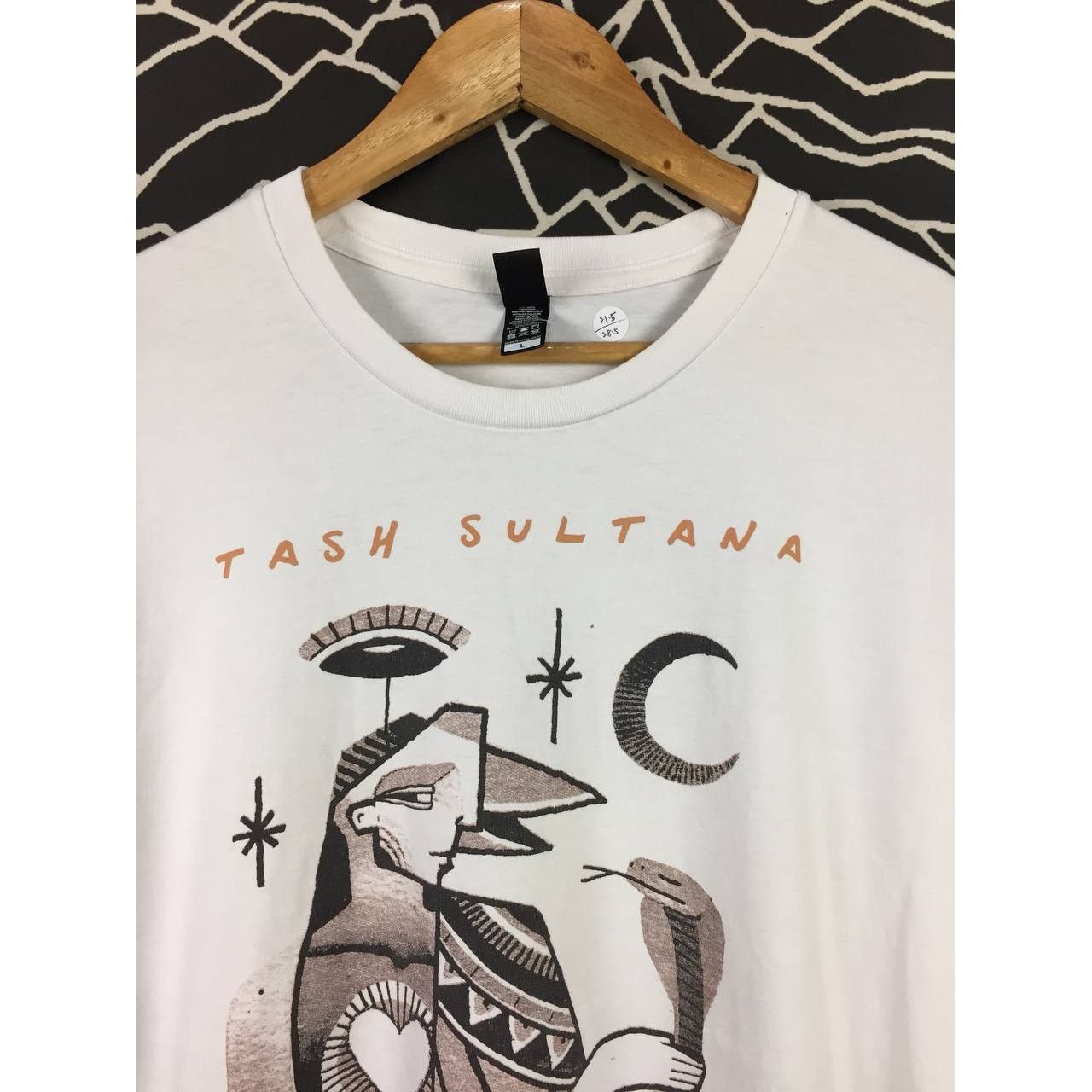 Band Tees × Rap Tees Tash Sultana Australian Singer Flow State Album Rap Tees Size US L / EU 52-54 / 3 - 3 Thumbnail