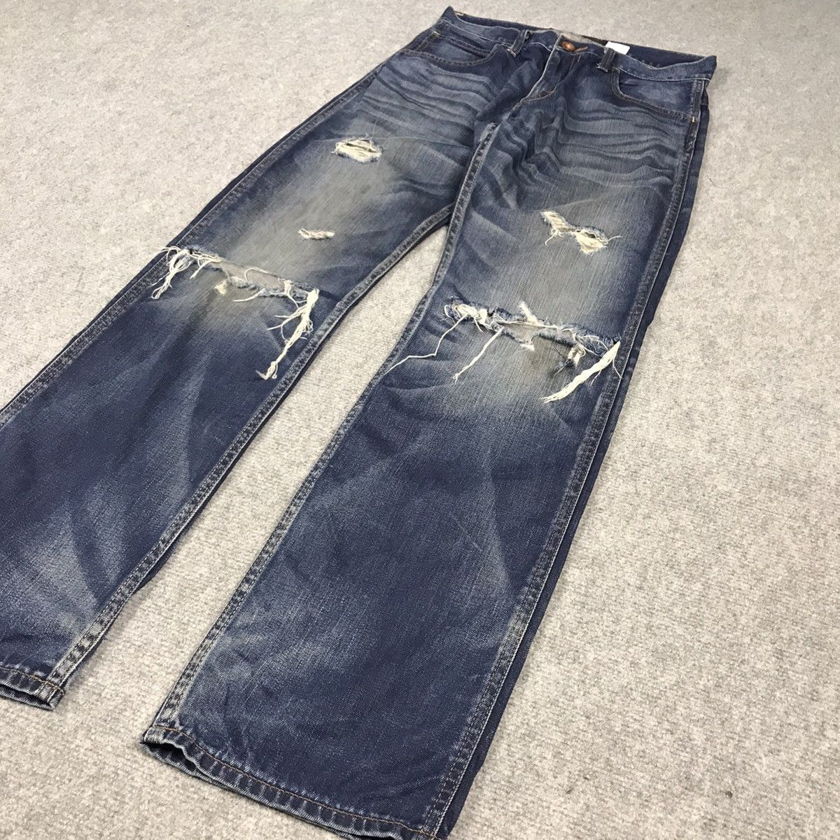 If Six Was Nine × Le Grande Bleu (L.G.B.) DISTRESSED DENIM BACK NUMBER JAPAN BLUE JEANS PANTS Size US 30 / EU 46 - 5 Thumbnail