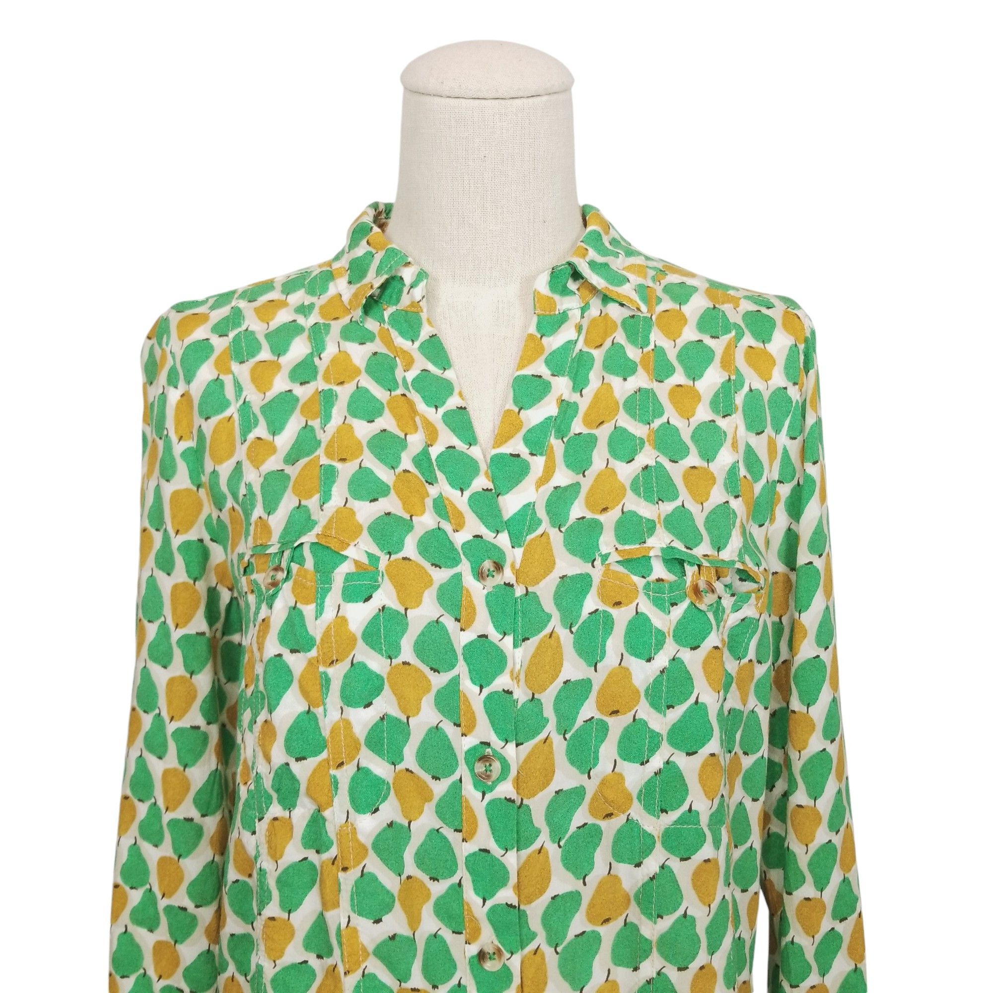 Anthropologie 52 Conversations by Anthropologie Bosc Lady Pears Shirt Size XS / US 0-2 / IT 36-38 - 2 Thumbnail