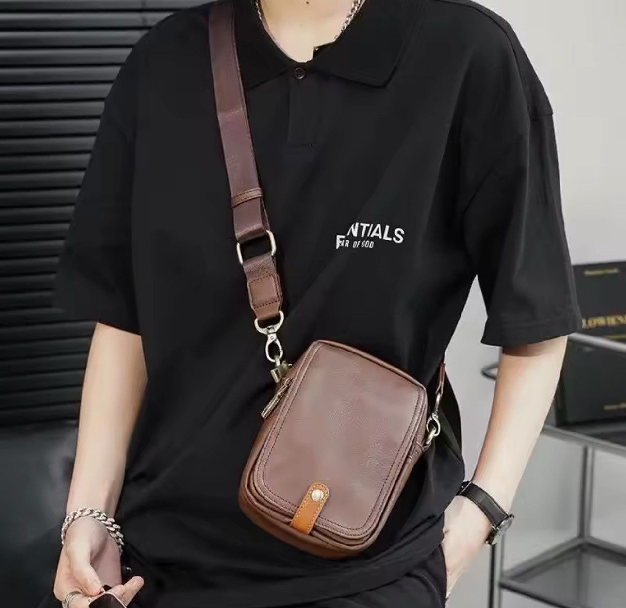 Japanese Brand Tote Vintage Shoulder Messenger Bag Size ONE SIZE - 1 Thumbnail