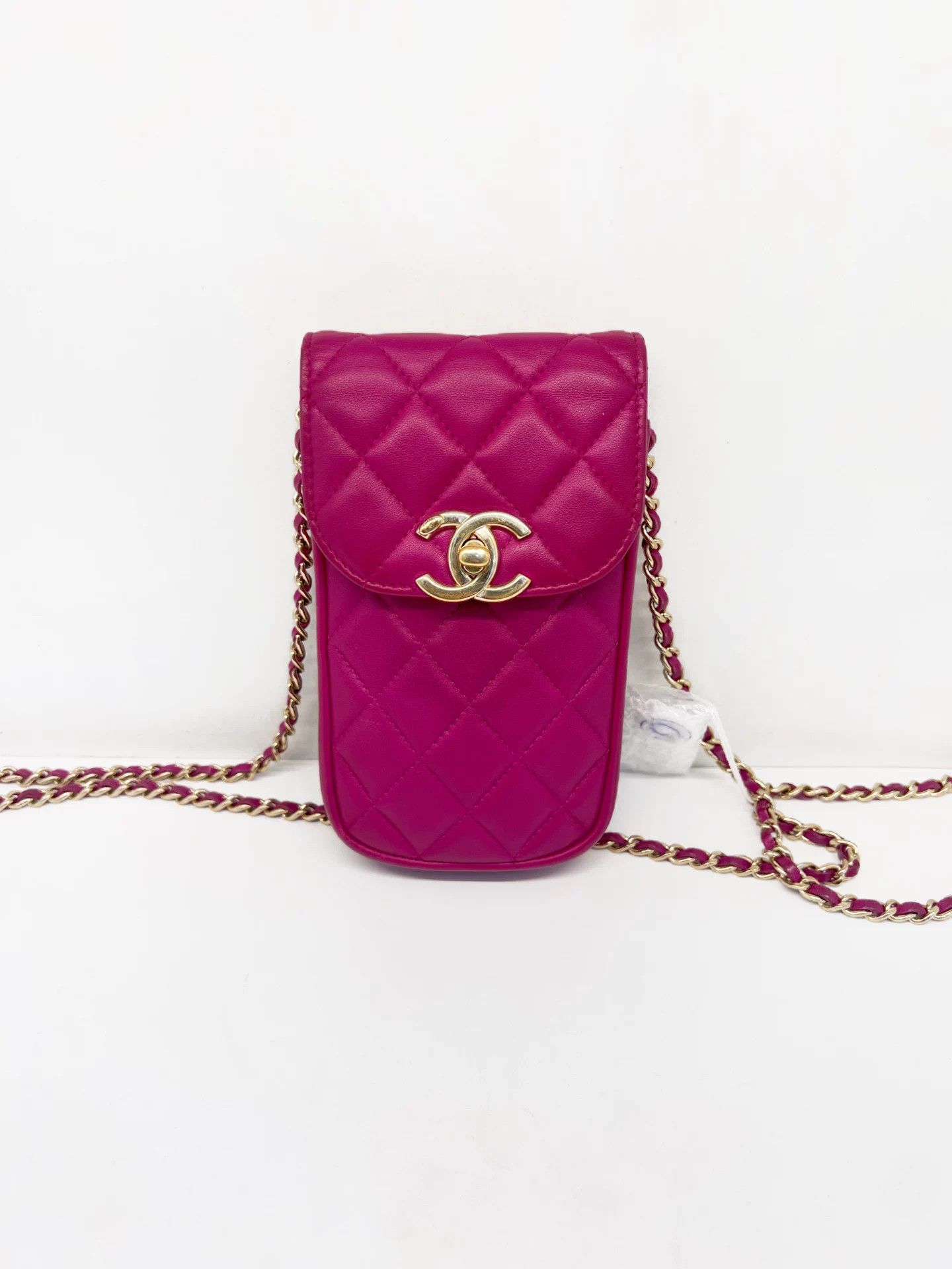 Chanel Pre-loved Bag Very good condition Size ONE SIZE - 1 Thumbnail