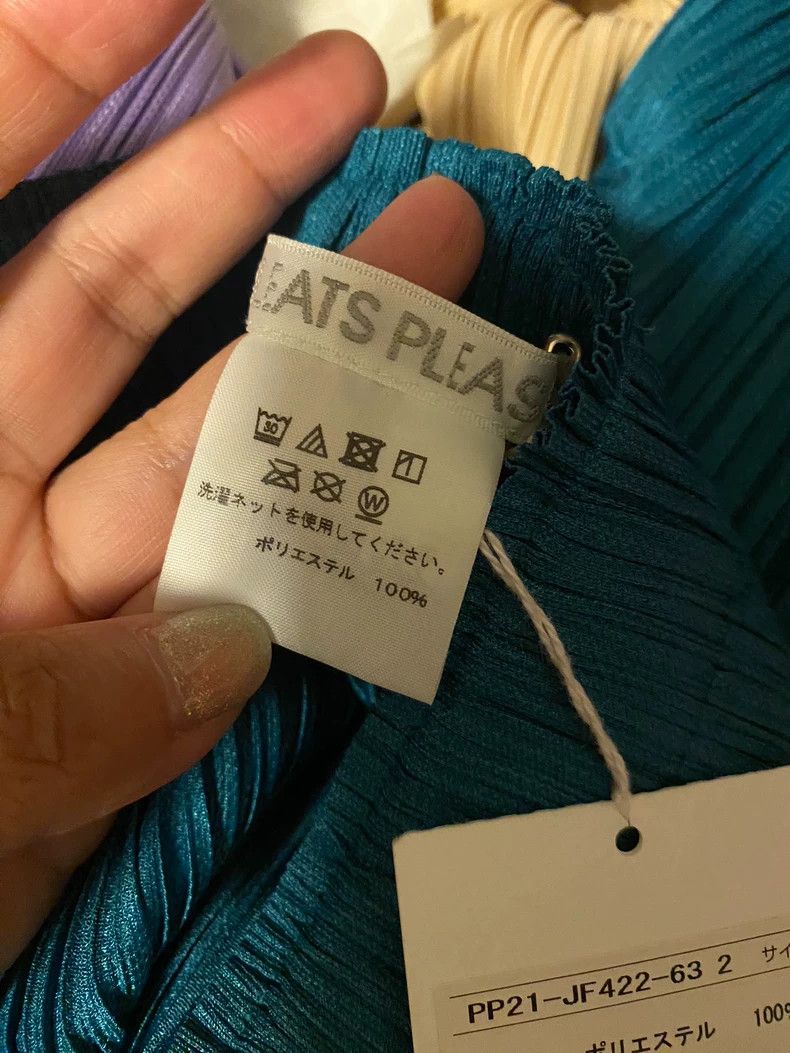 Issey Miyake Issey Miyake size:2 Blue pleated straight-leg trousers Size 31" - 7 Thumbnail