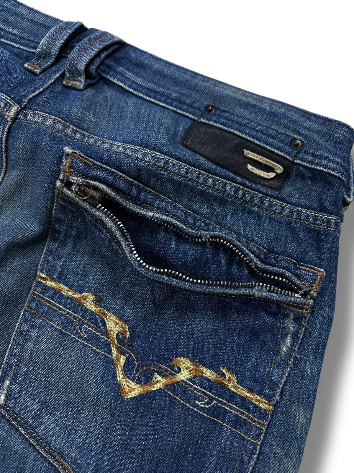 Diesel Vintage Y2K Diesel Distressed Denim Men’s Jeans Size W31 L34 Size US 31 - 7 Thumbnail