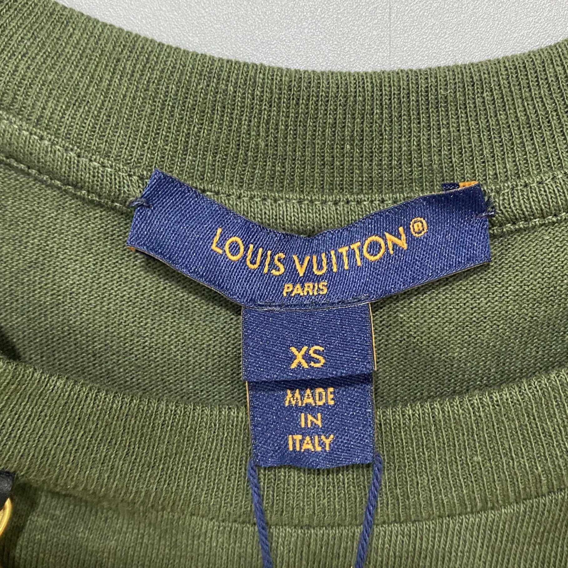 Louis Vuitton LV short-sleeve tee XS new tags Size XS / US 0-2 / IT 36-38 - 6 Thumbnail