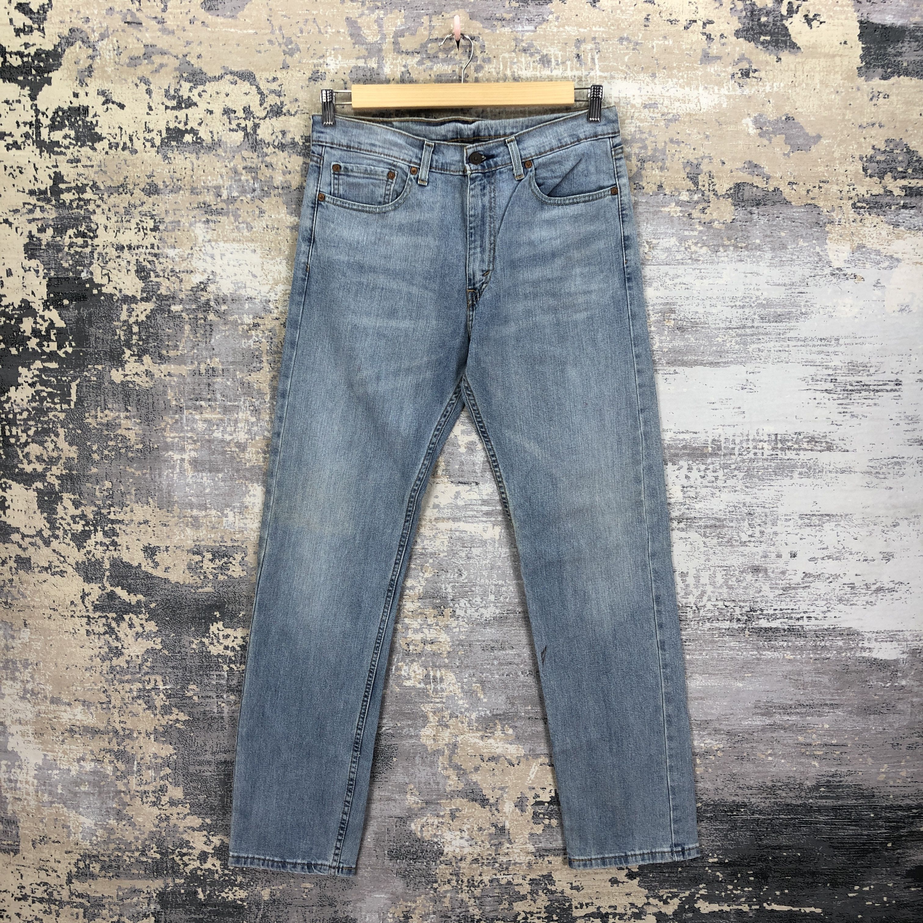 Levi's Vintage Y2K Levis 505 Faded Jeans Levi's Light Wash Denim Size US 32 / EU 48 - 1 Thumbnail