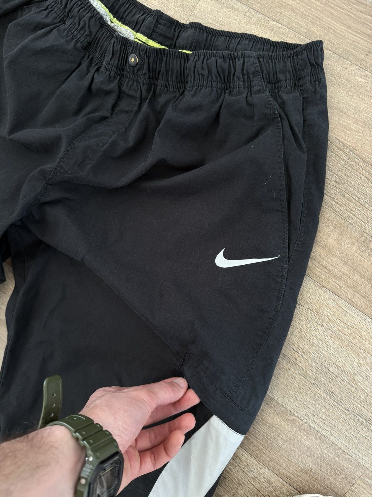 Nike Vintage Y2K Nike Track Drill Nylon Air Max Joggers Sk8 Pants Size US 32 / EU 48 - 6 Thumbnail