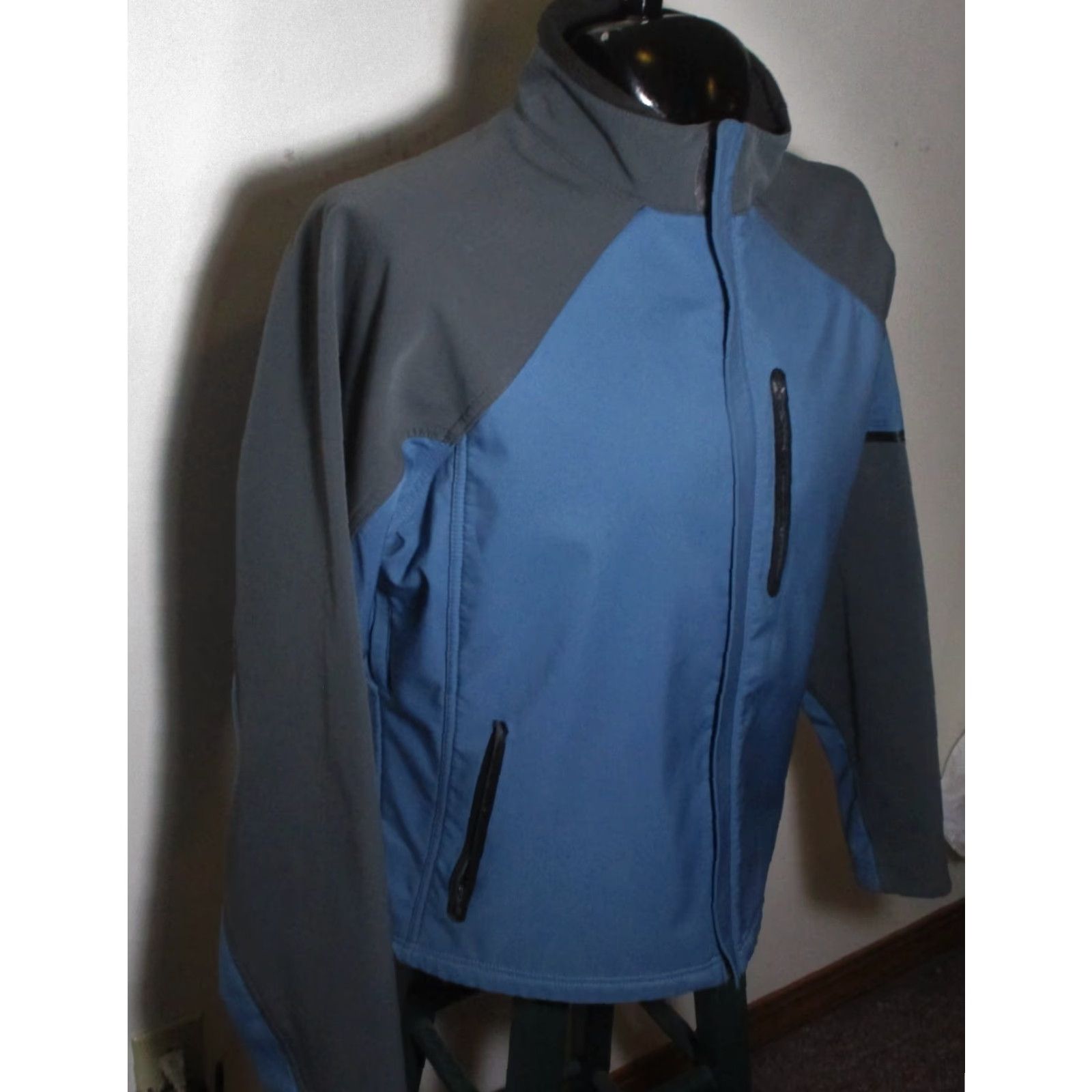 L.L. BEAN Blue Full Zip Jacket Size L Reg.