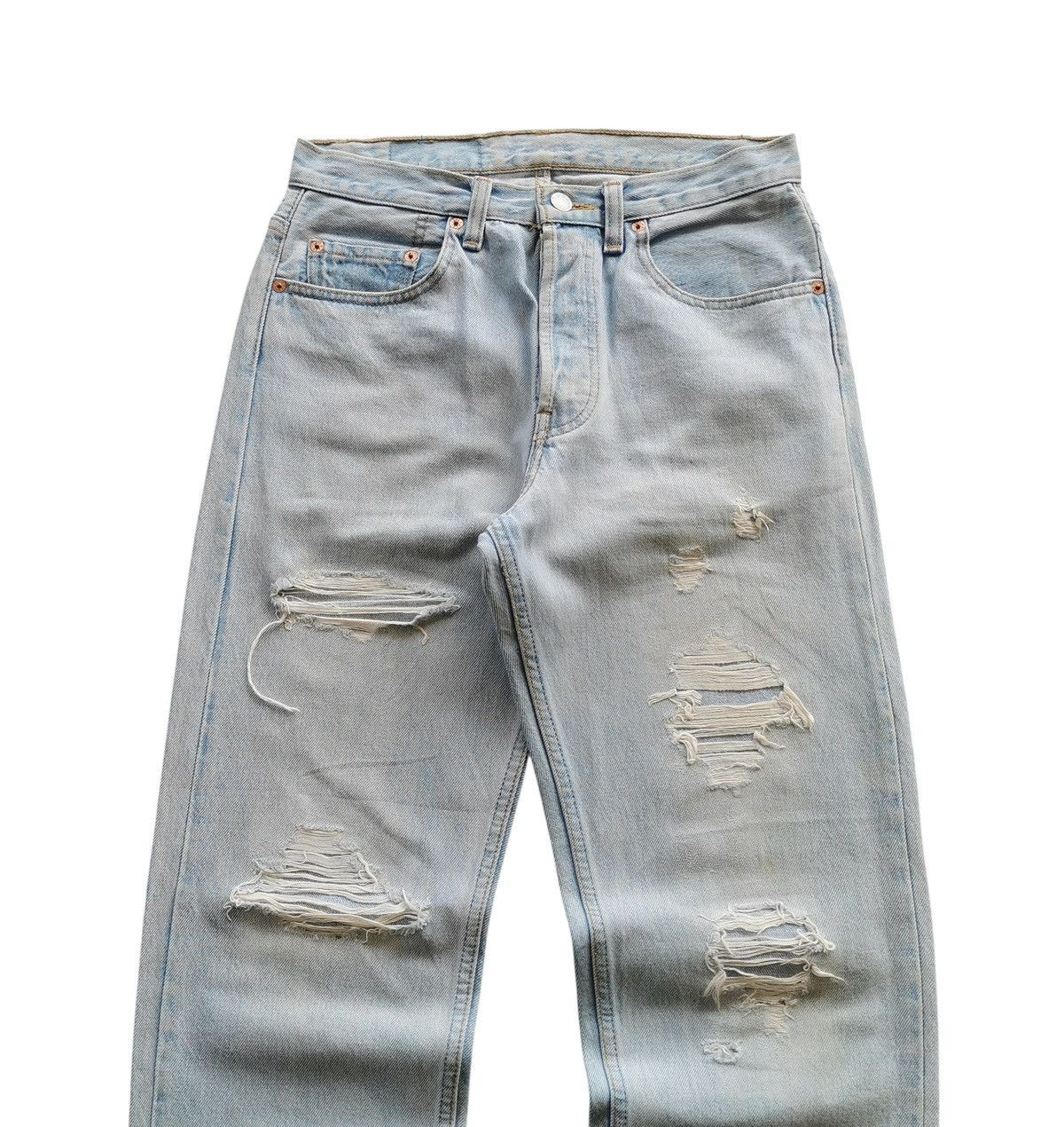 Levi's Vintage 90s levis distressed grunge jeans Size US 29 - 2 Thumbnail