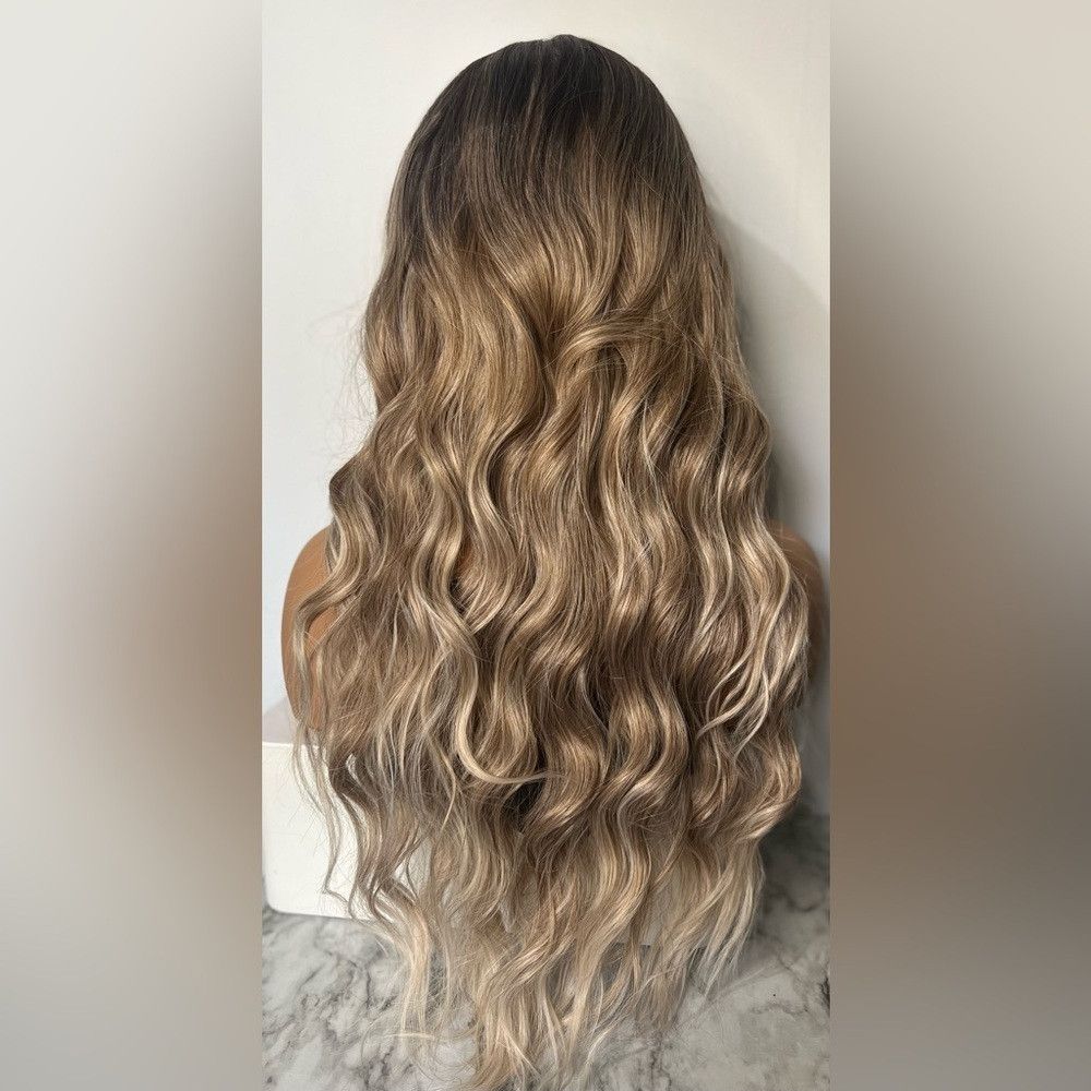 Other 4 x 2 Lace Closure Balayage Blonde Wig 26 Inch long Natural Size ONE SIZE - 5 Thumbnail