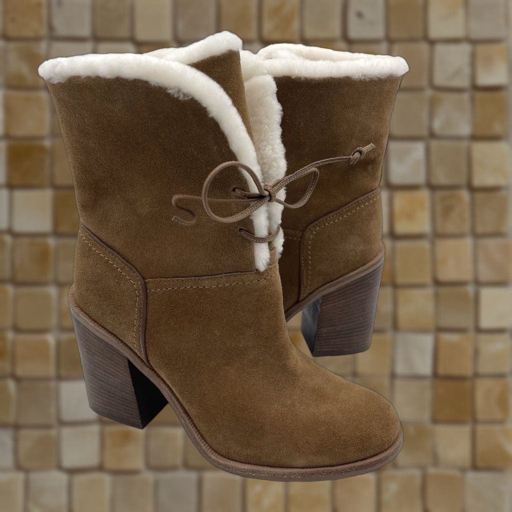 Ugg UGG Jerene Women's 9 Lace Up Fold Over Boots Wheat Suede Stacked Heel Ankle Boot Size US 7 / IT 37 - 1 Thumbnail