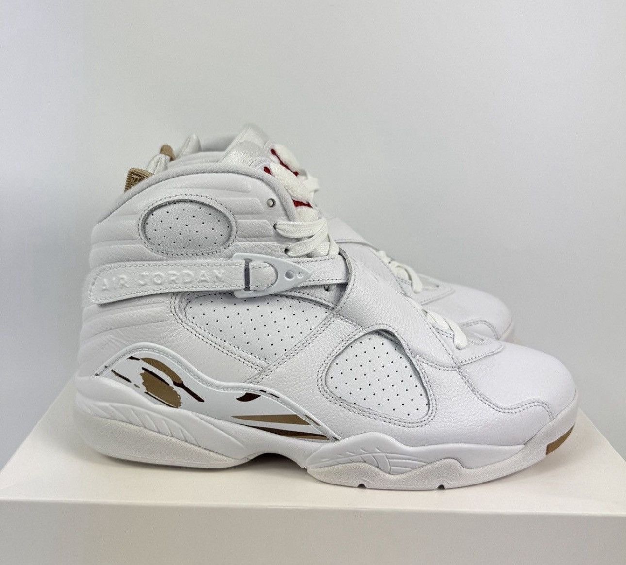 Jordan Brand AIR JORDAN 8 RETRO OVO SNEAKERS Size US 10 / EU 43 - 1 Thumbnail