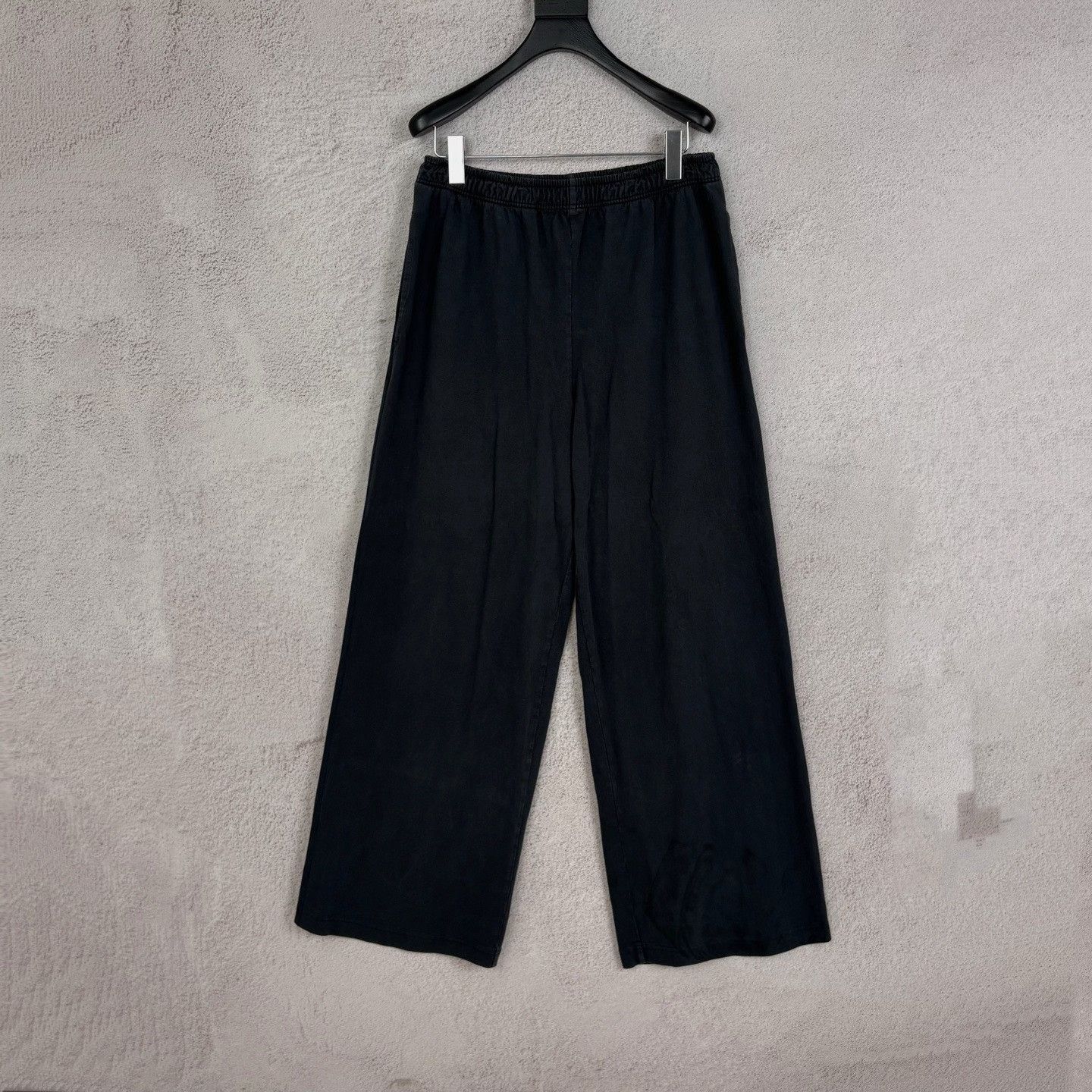 Other Acne Studios SizeM Black Pouch Embroidered Sweatpants/Long Size US 30 / EU 46 - 1 Thumbnail