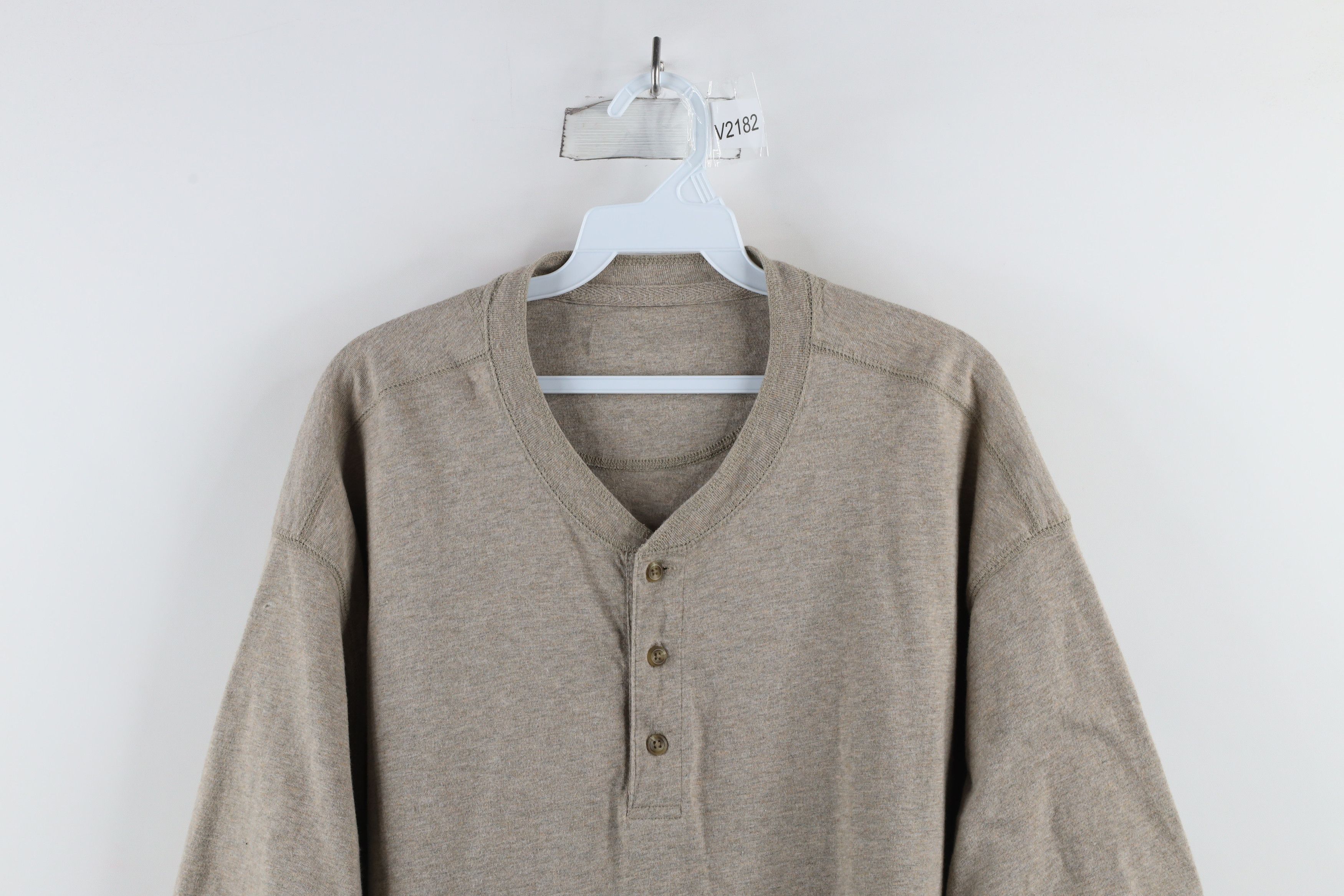 Vintage Vintage 90s Streetwear Short Sleeve Henley T-Shirt Beige Size US XL / EU 56 / 4 - 2 Thumbnail