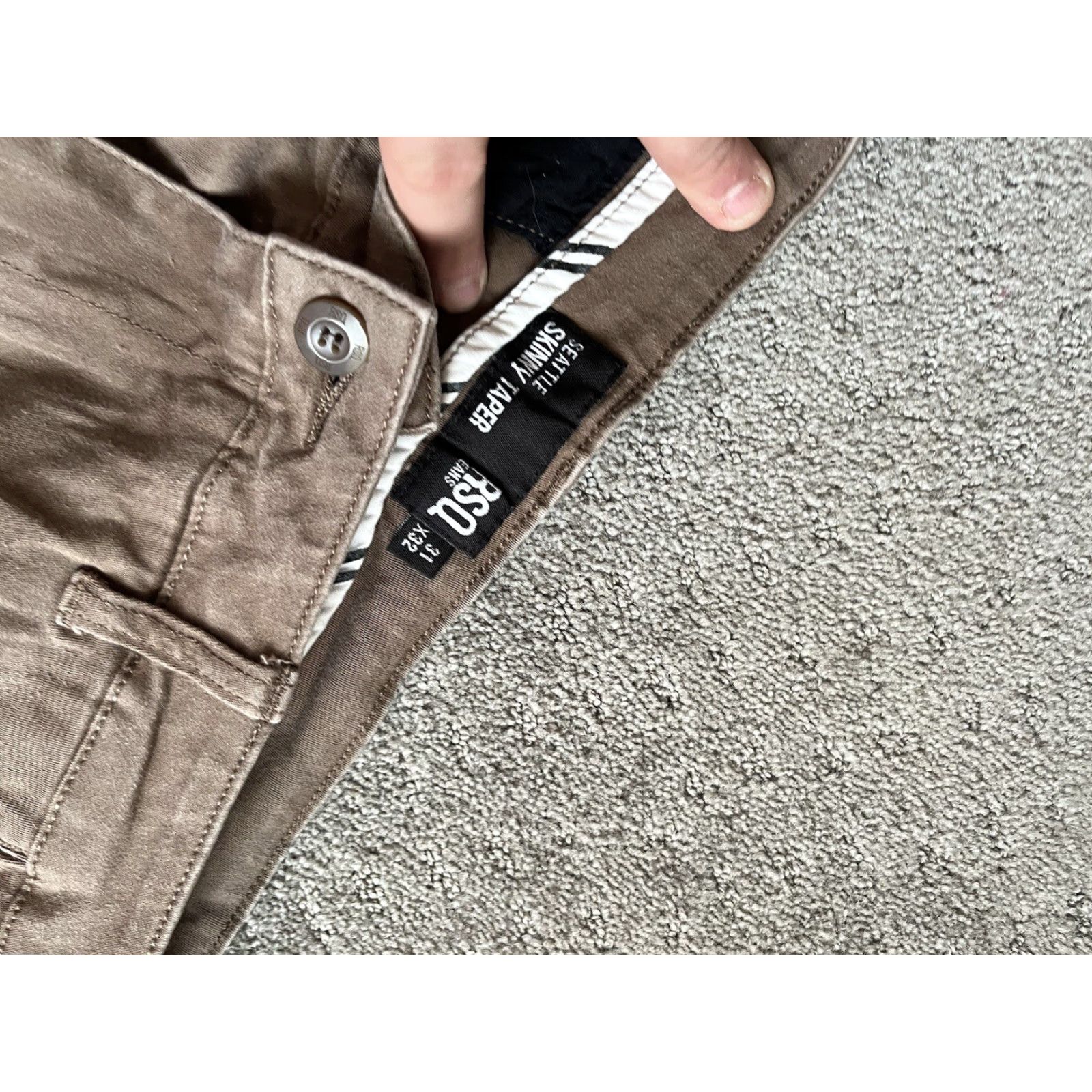 Rsq RSQ Seattle Skinny Taper Men's Khaki Pants size 31 X 32 Brown Size US 31 - 6 Thumbnail