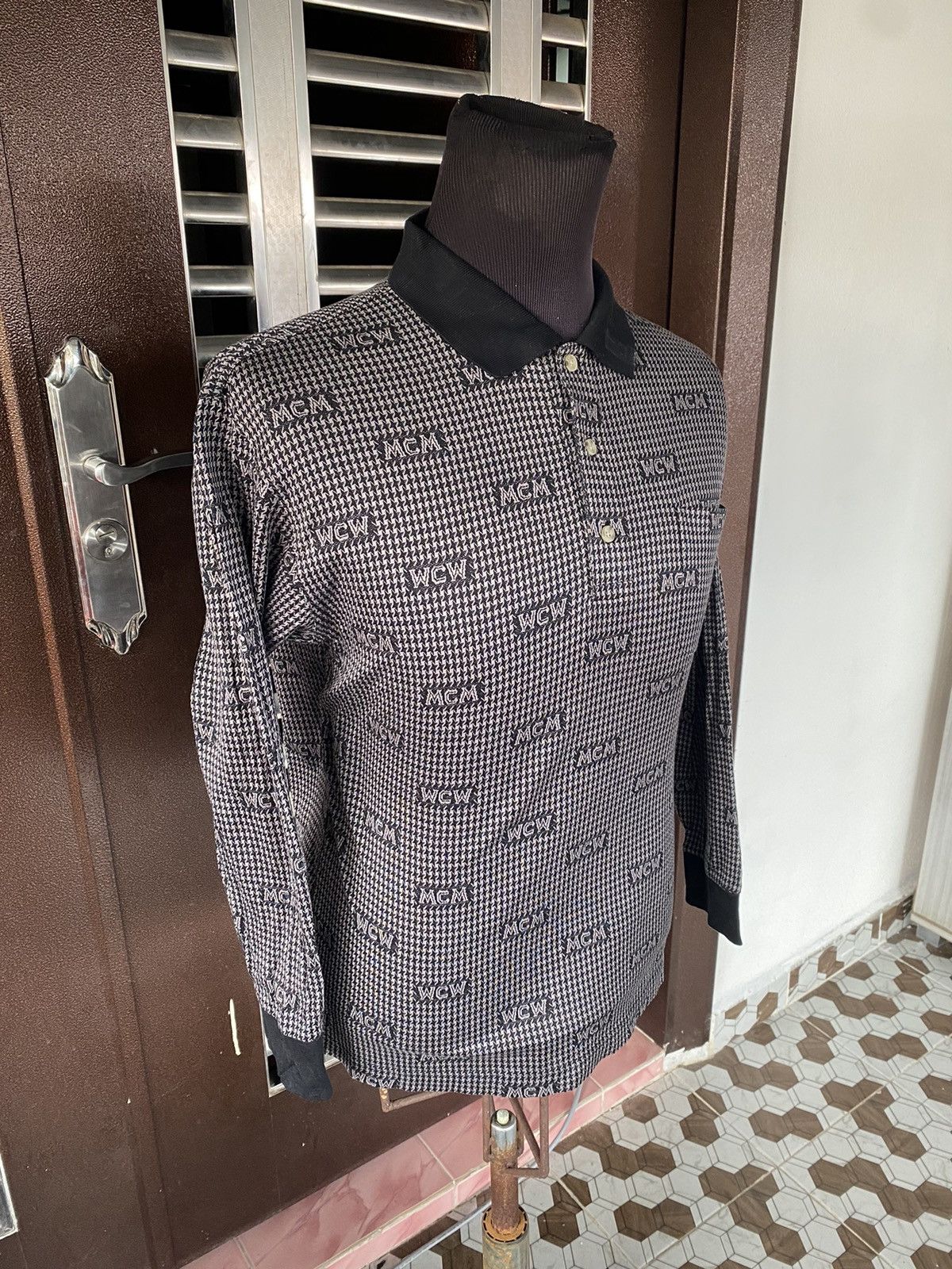 Vintage Vintage MCM Monogram Polo Tshirt Size US M / EU 48-50 / 2 - 13 Thumbnail