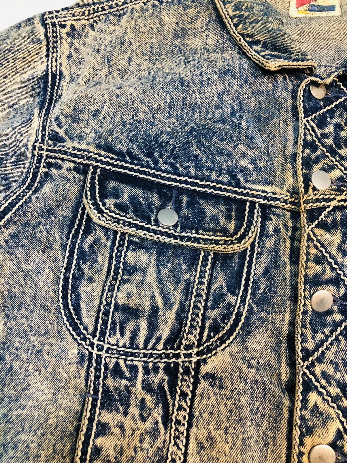 Vintage Distressed Denim Jacket (5) Size US L / EU 52-54 / 3 - 6 Thumbnail