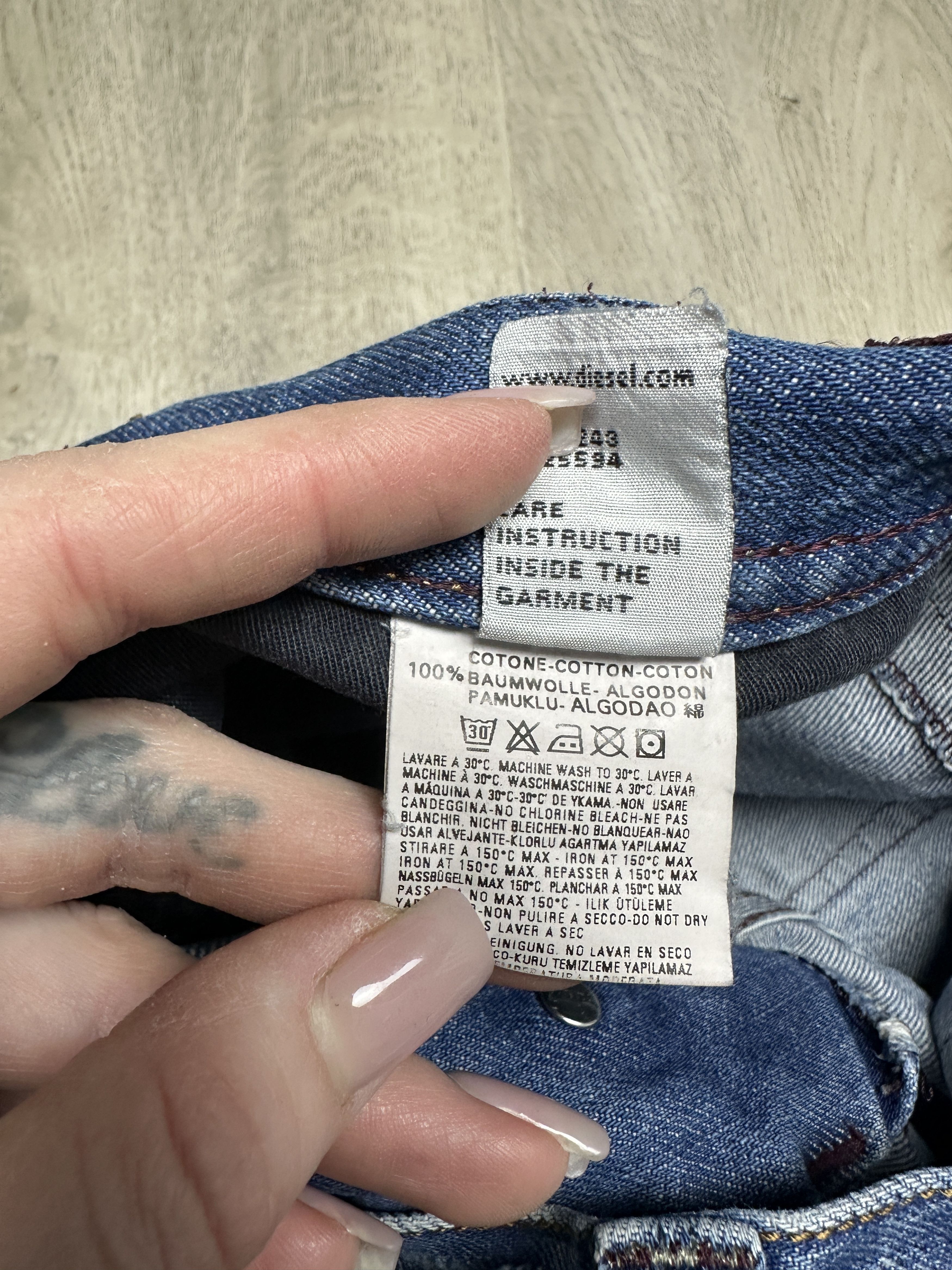 Diesel Diesel 90s Vintage Mens Denim Pants Flared Jeans Size US 32 / EU 48 - 5 Thumbnail