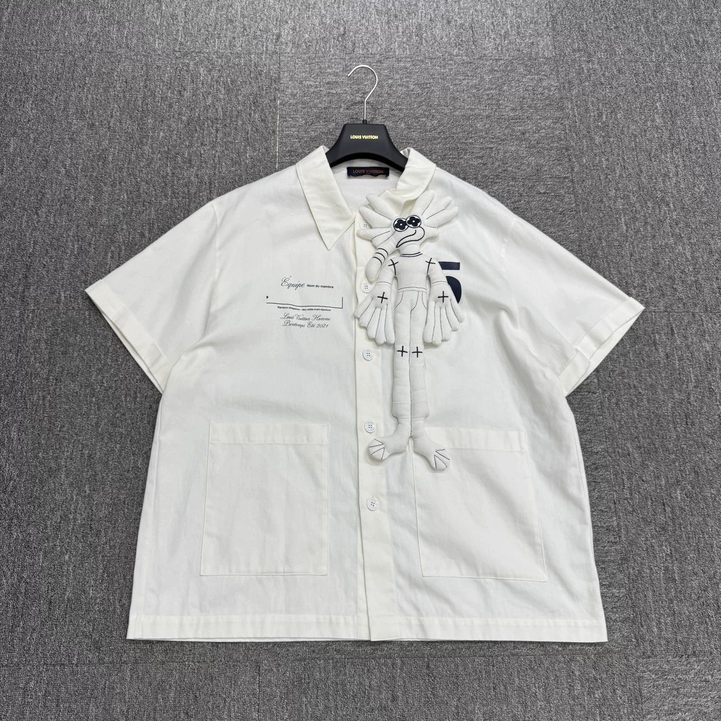 Louis Vuitton Louis Vuitton LV Doll Short-Sleeve Shirt Size US XL / EU 56 / 4 - 1 Thumbnail