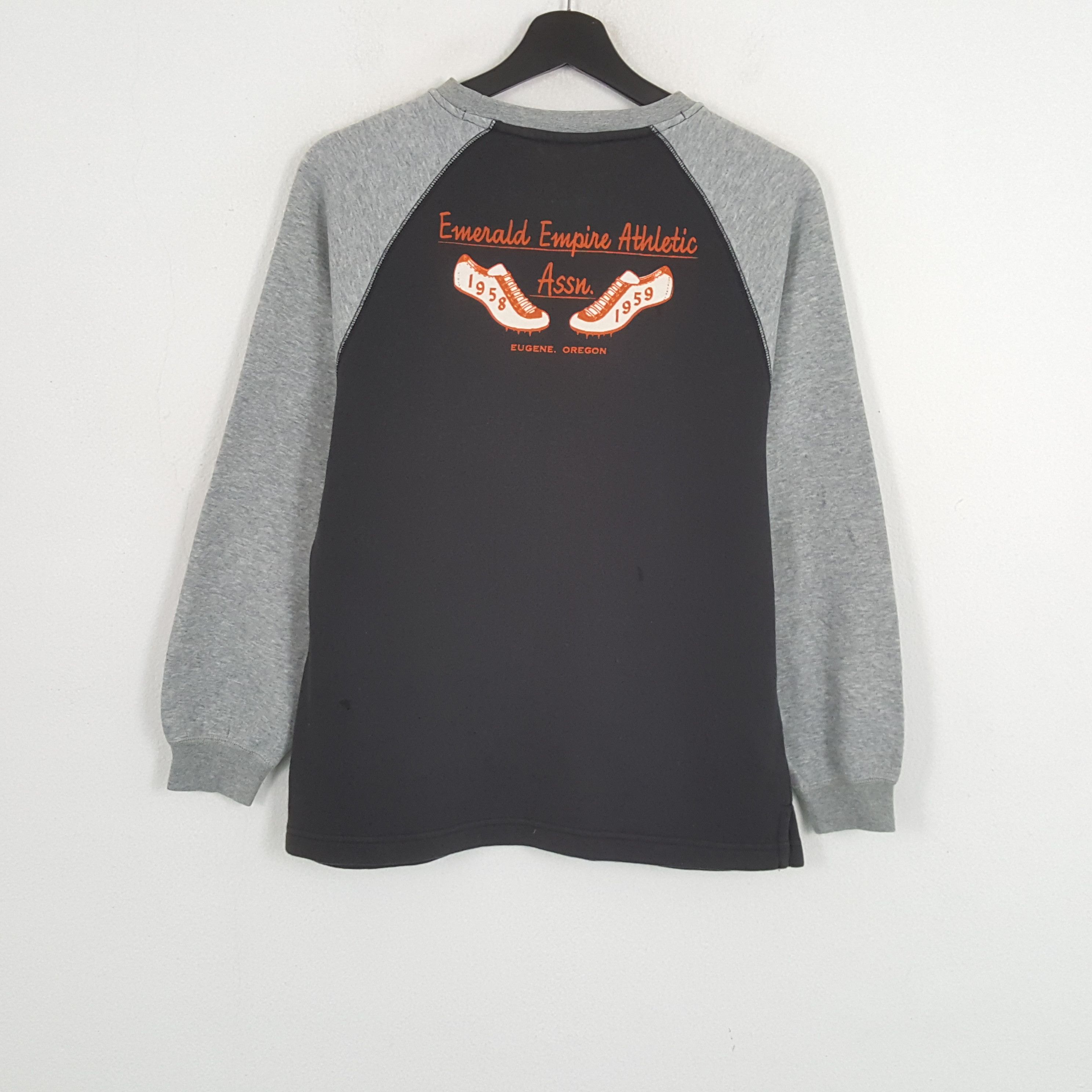 Nike × Vintage NIKE Center Design Streetwear Style Sweatshirt Size US S / EU 44-46 / 1 - 3 Thumbnail