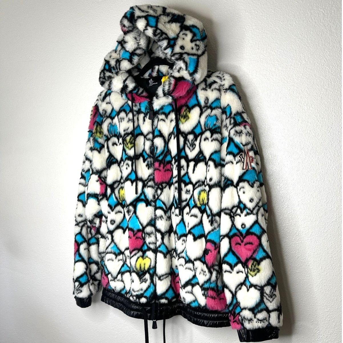 Moncler Grenoble Moncler Grenoble Heart Print Faux Fur Hoodie Jacket Large Size L / US 10 / IT 46 - 5 Thumbnail
