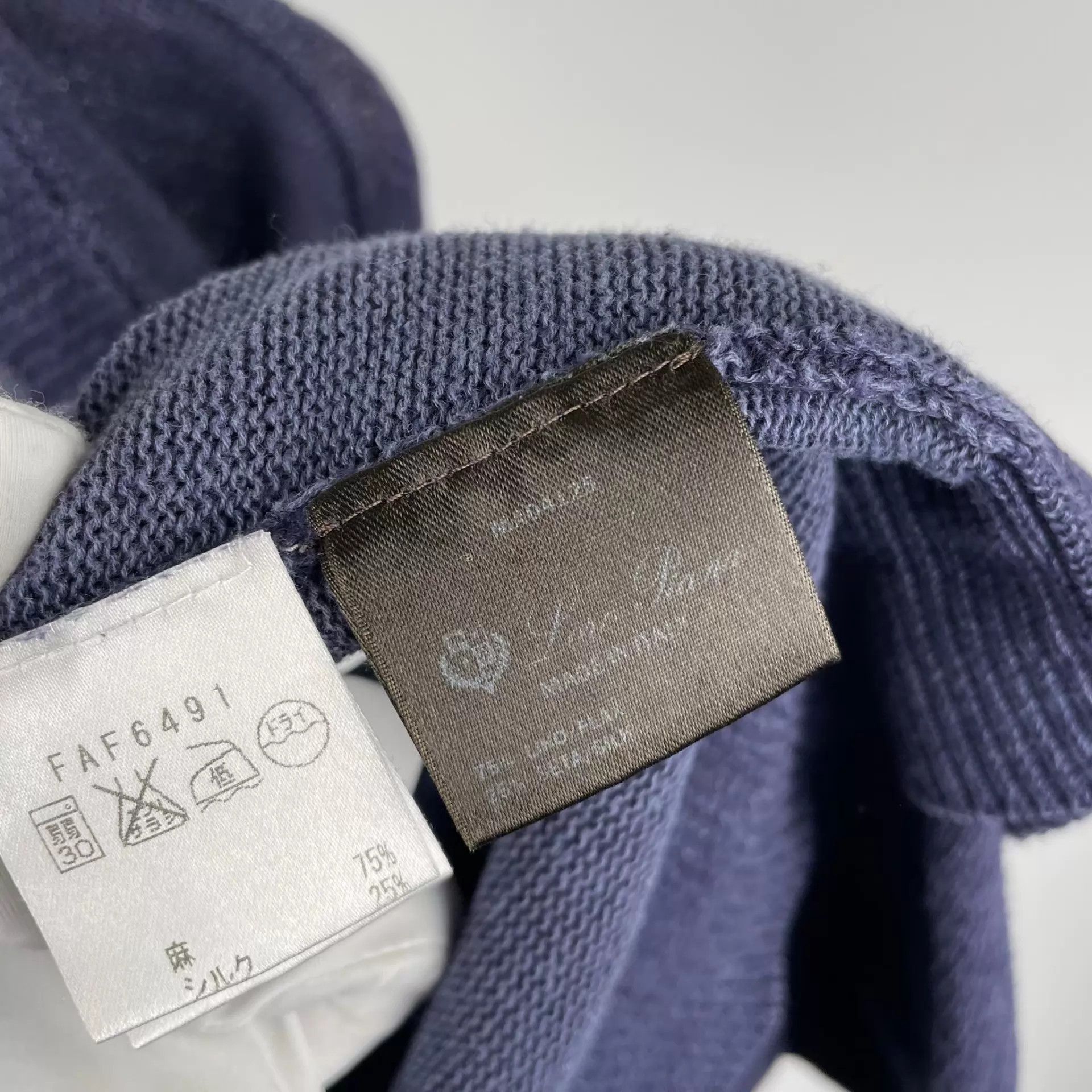 Loro Piana Loro Piana men's short linen-cotton cardigan navy 48 Size US M / EU 48-50 / 2 - 5 Thumbnail