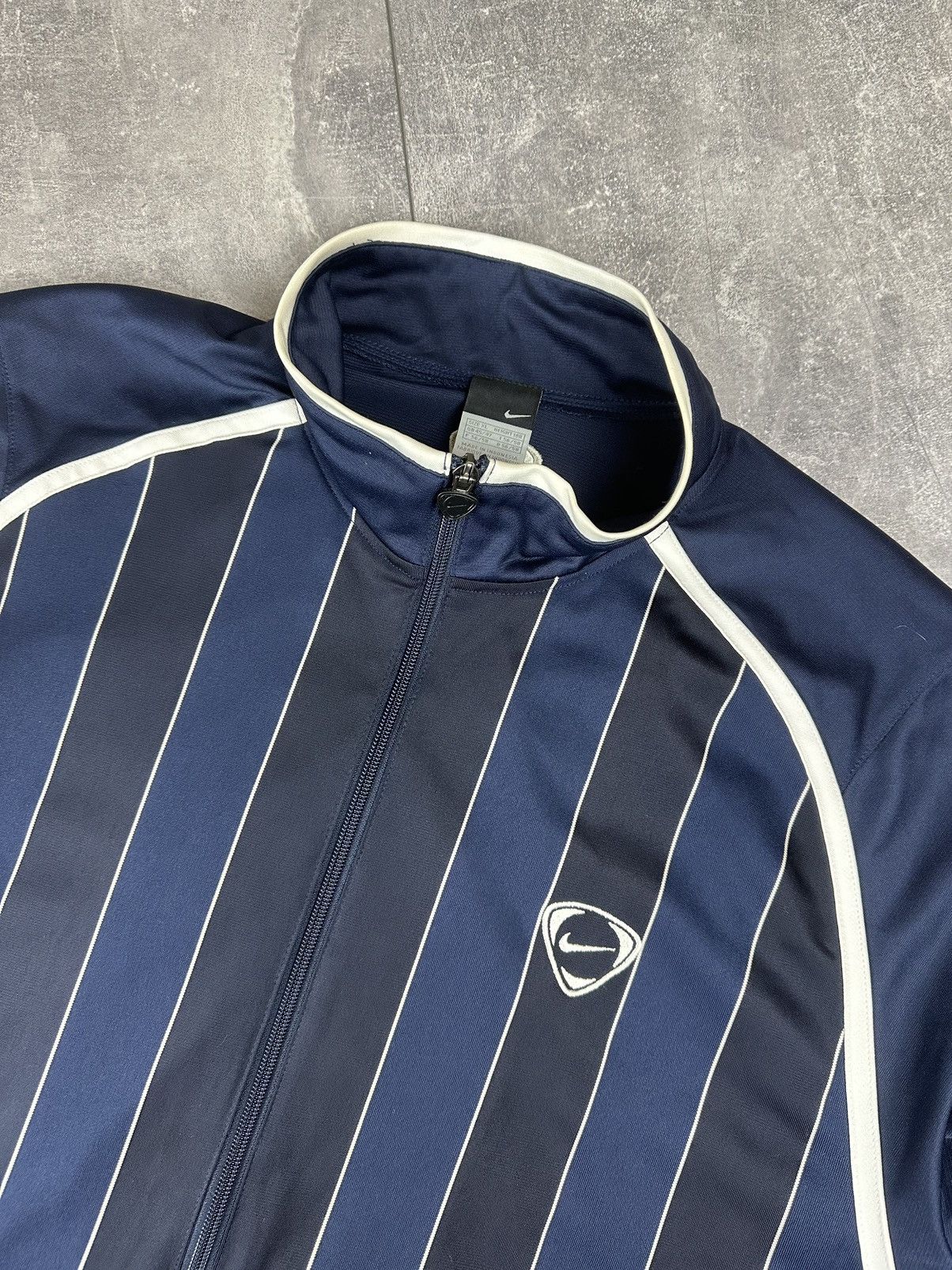 Nike Nike Vintage Retro Small Swoosh Logo Track-Top Jacket Size US XL / EU 56 / 4 - 7 Thumbnail