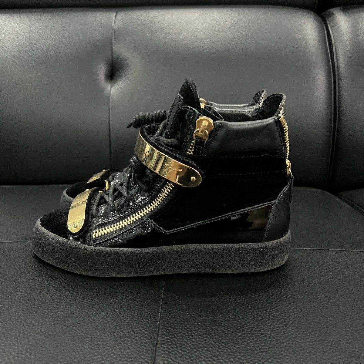 Giuseppe Zanotti Giuseppe Zanotti GZ Double Buckle Patent Silk High Tops Size US 7 / IT 37 - 4 Thumbnail