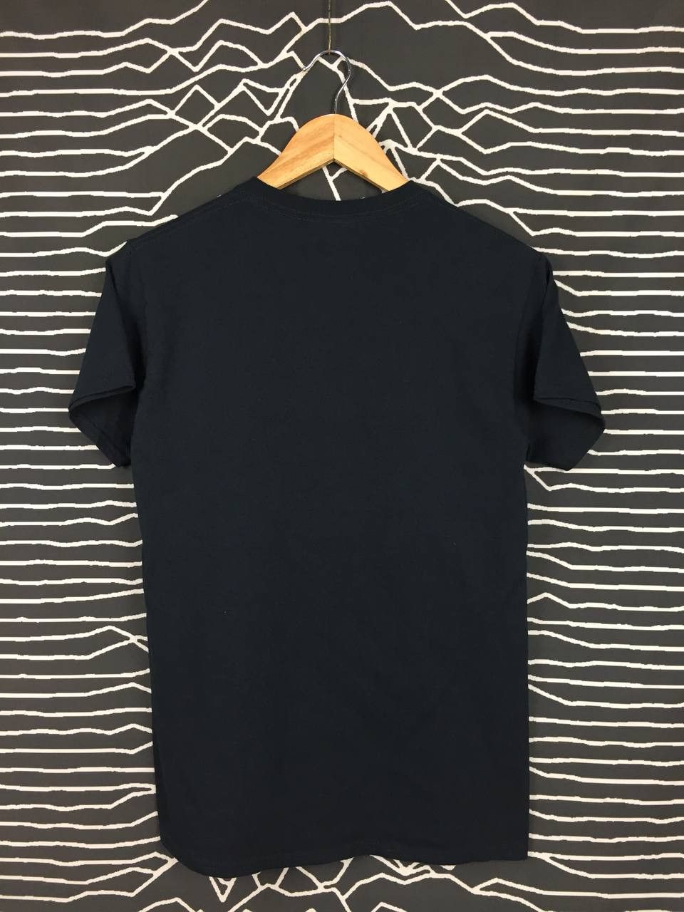 Gildan × Vintage Support Local Music Statement Quote Wording Tee Size US S / EU 44-46 / 1 - 6 Thumbnail