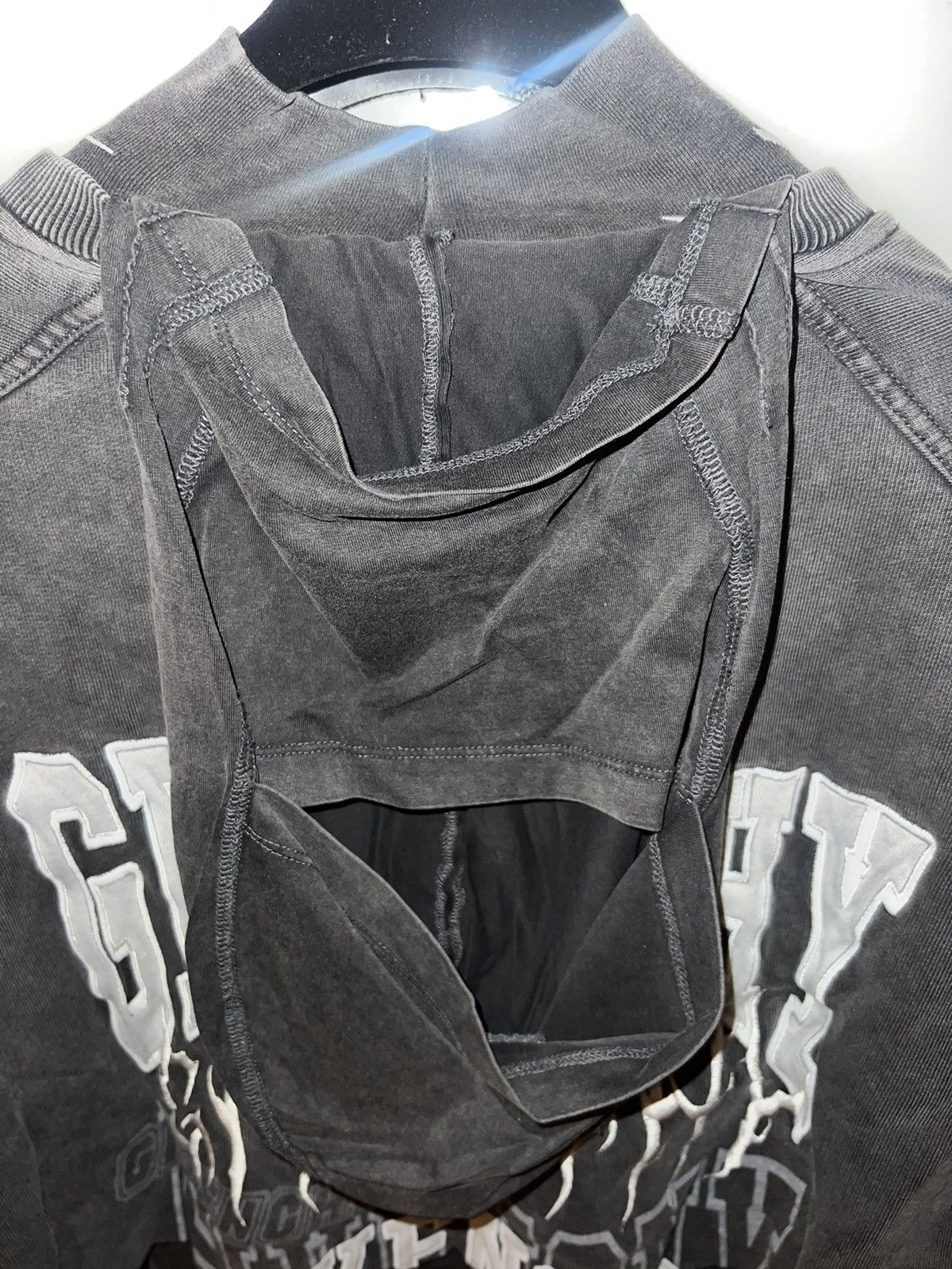 Givenchy Givenchy Hooded Show Shirt Size US XXL / EU 58 / 5 - 11 Thumbnail