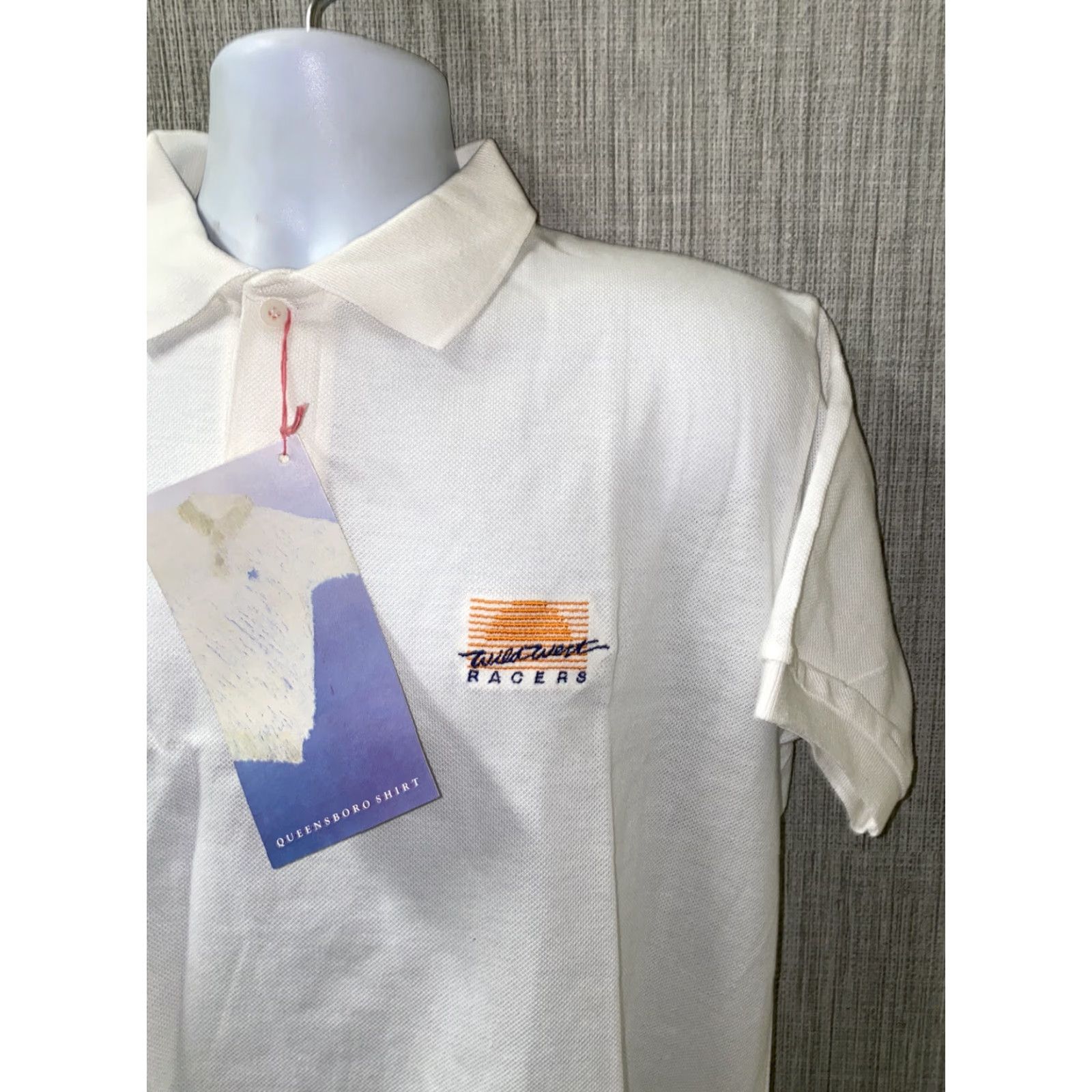 Vintage VINTAGE Queens Boro Golf Polo Shirt Adult XL White USA Mens NWT Size US XL / EU 56 / 4 - 2 Thumbnail