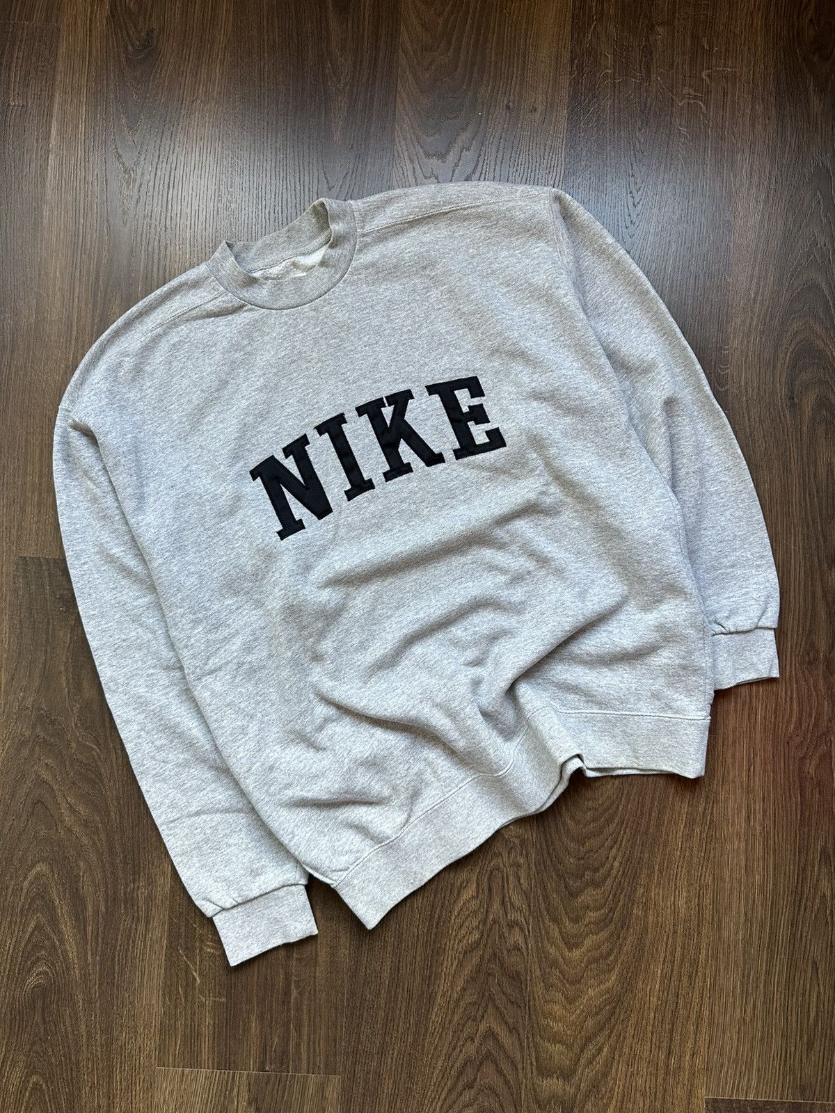 Nike × Vintage Vintage Hoodie Sweatshirt Nike Spelllout 90s L Y2K Size US L / EU 52-54 / 3 - 1 Thumbnail