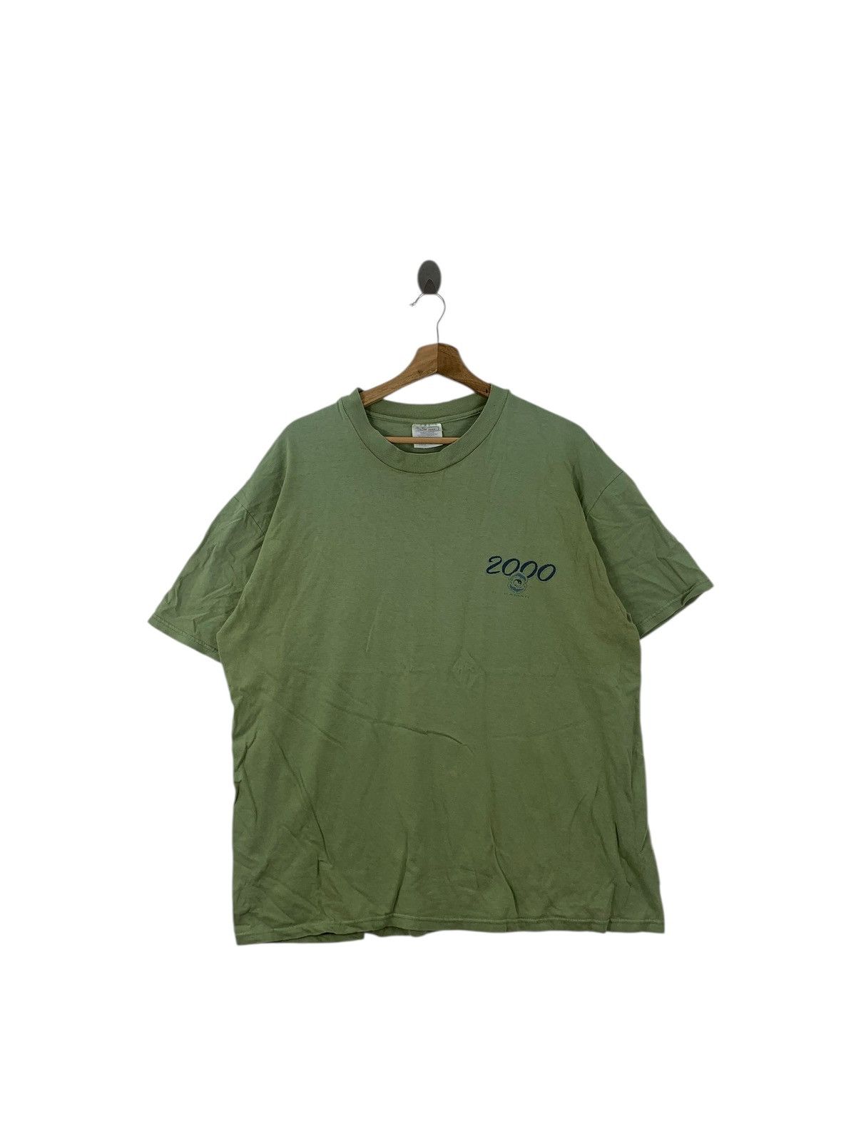 Hanes Vintage HANES HAWAII Y2K 2000 Celebration Thrashed Tee Shirt Size US XL / EU 56 / 4 - 2 Thumbnail