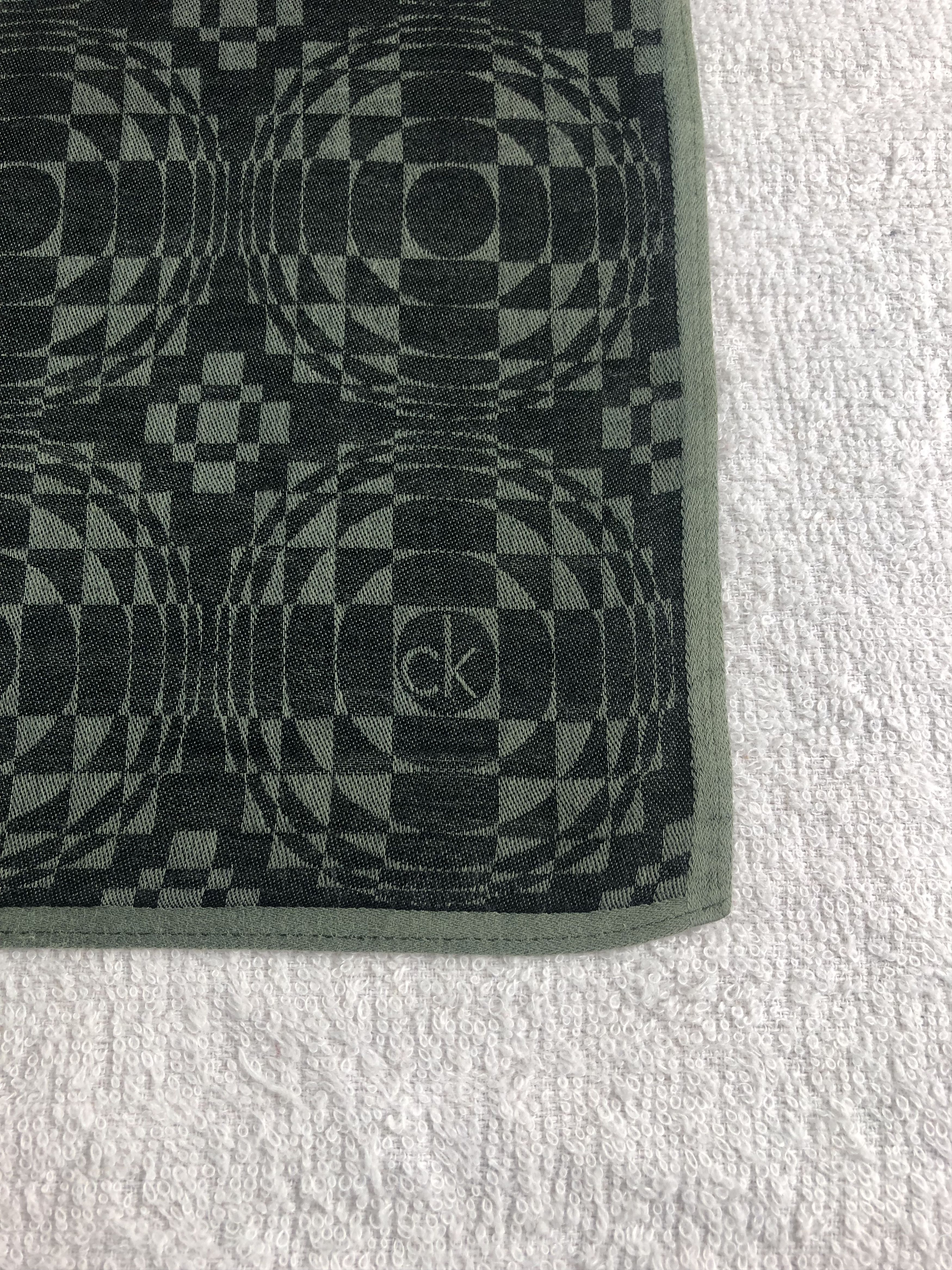 Calvin Klein Calvin Klein Handkerchief / Bandana / Neckerchief C070 Size ONE SIZE - 5 Thumbnail