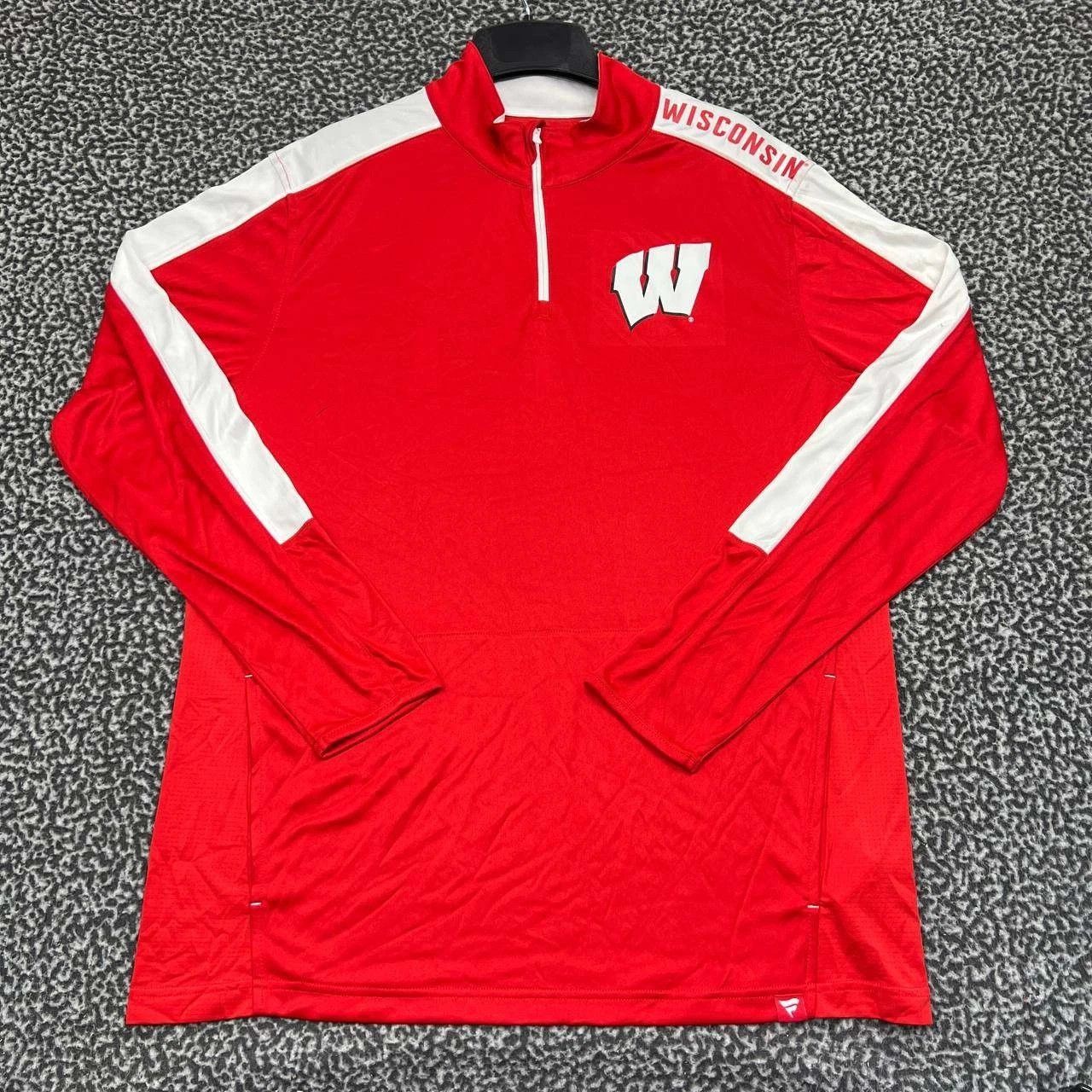 Other Wisconsin Badgers Shirt Men Long Sleeve Quarter Zip New L Size US L / EU 52-54 / 3 - 1 Thumbnail