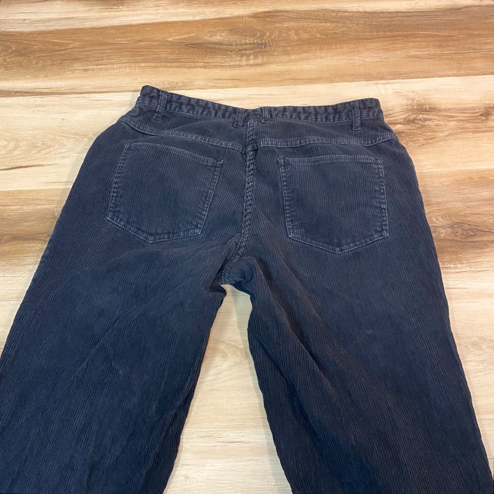 Vintage VINTAGE Christopher & Banks Corduroy Pants Womens 8 Straight Leg Casual Gray Pants Ladies 8 Corduroy Straight Leg Vintage Womens Size 30" / US 8 / IT 44 - 8 Thumbnail