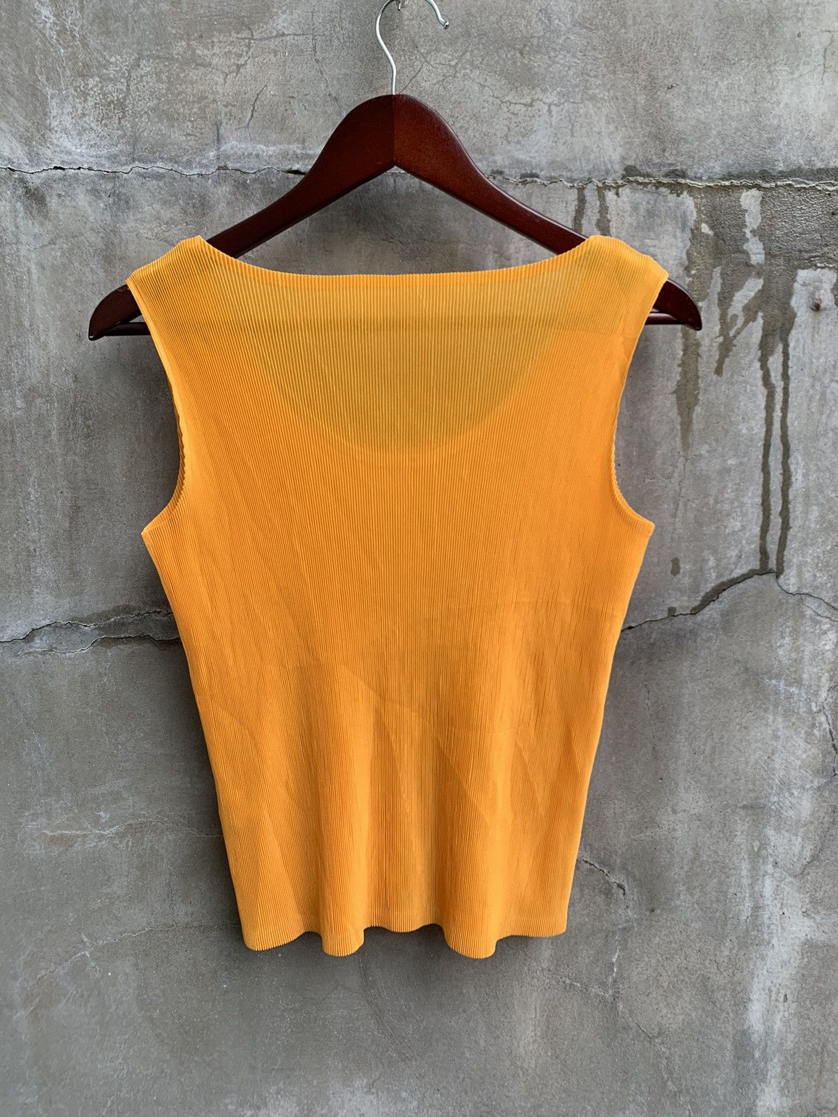 Pleats Please Issey Miyake Pleated Sleeveless Top Size S / US 4 / IT 40 - 5 Thumbnail